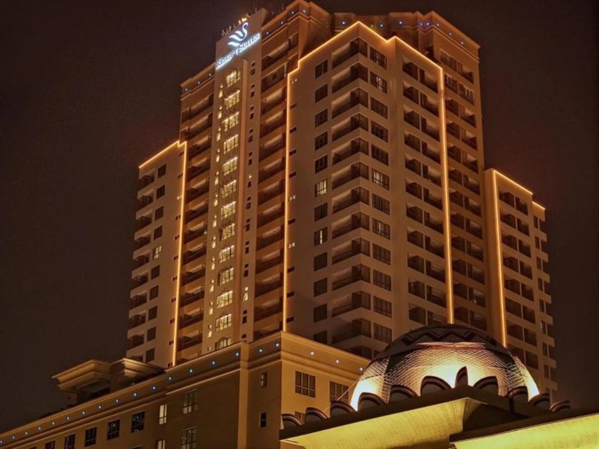 Property building in Millennium Suite At Pyramid Tower