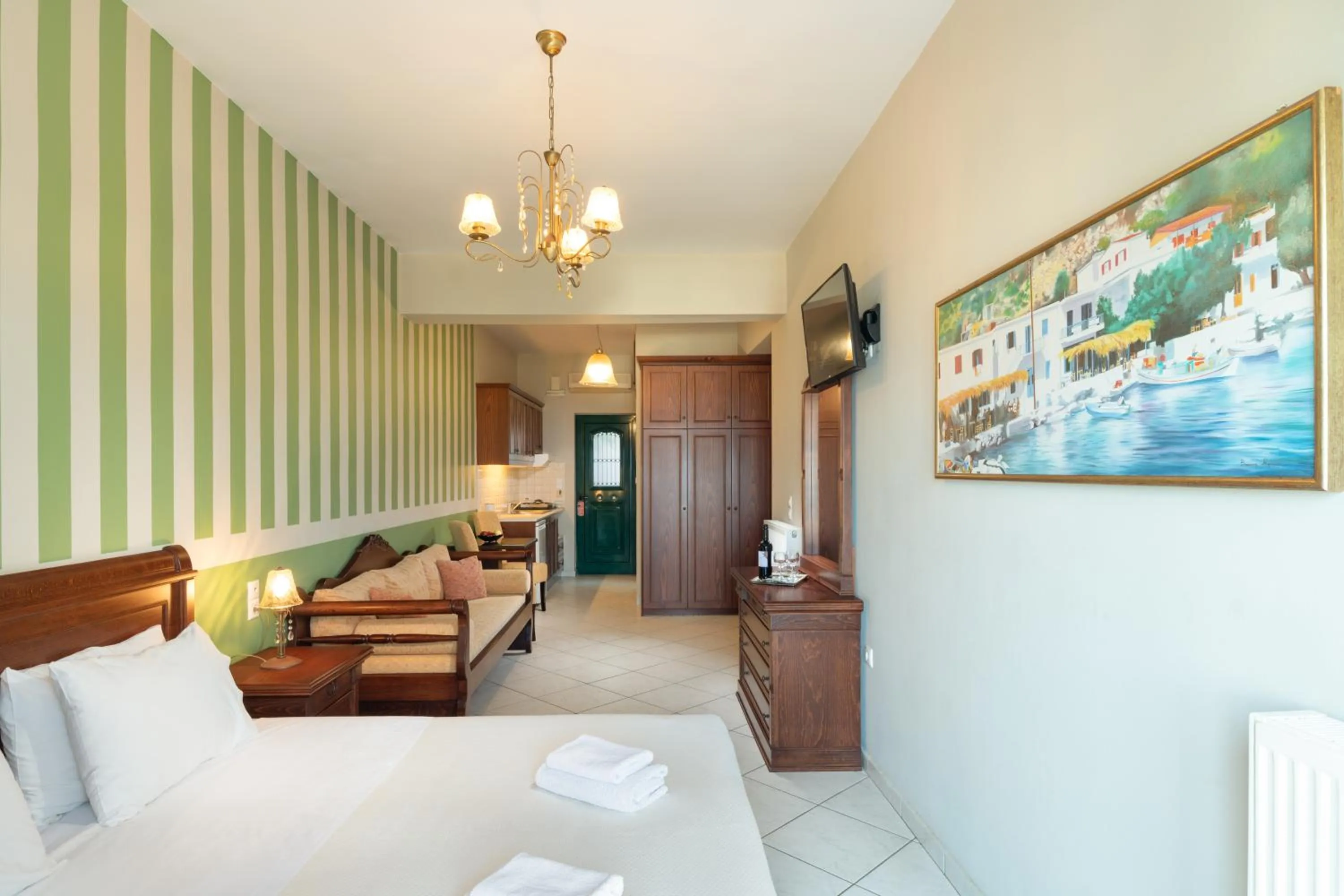 TV and multimedia, Bed in Sevach Apartments