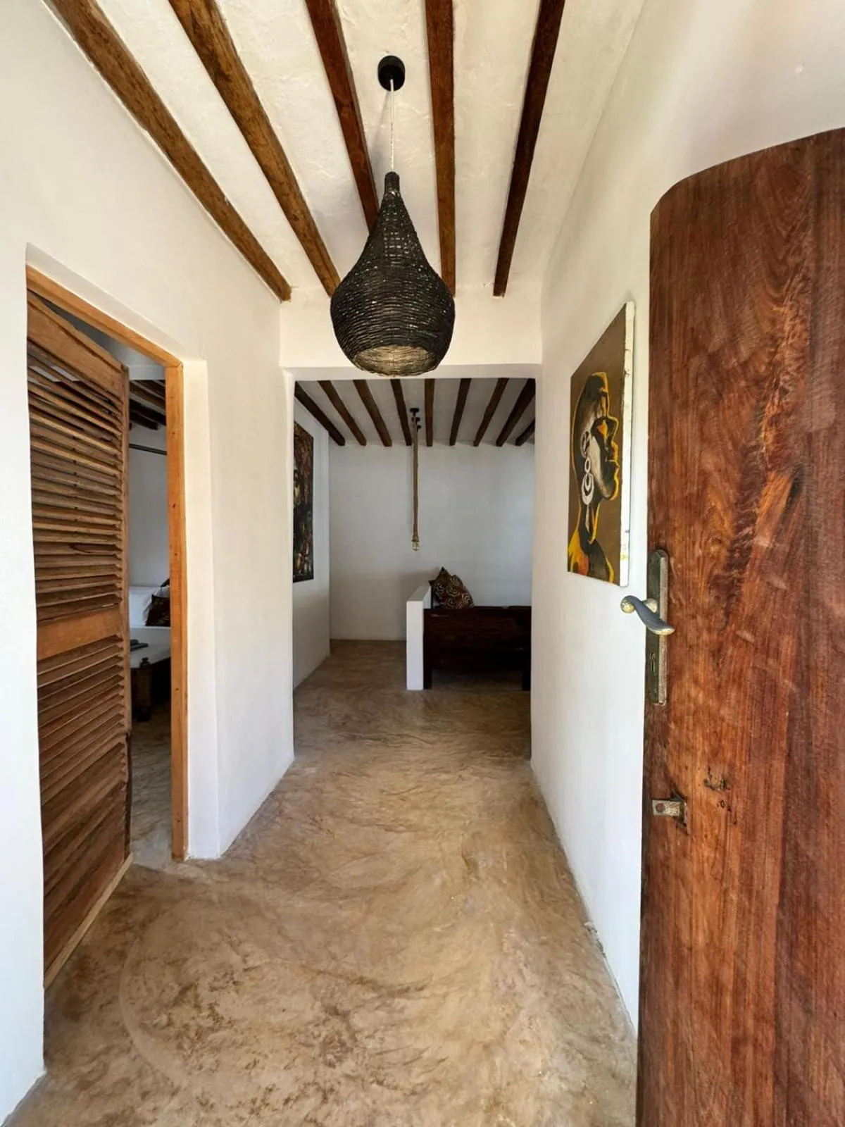 Photo of the whole room in Mango Beach House