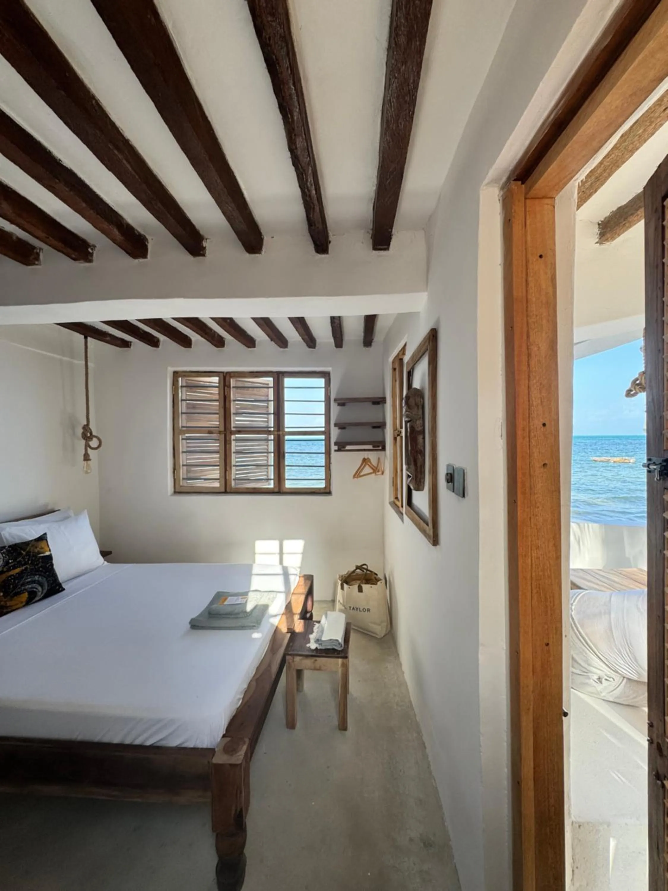 Bed in Mango Beach House