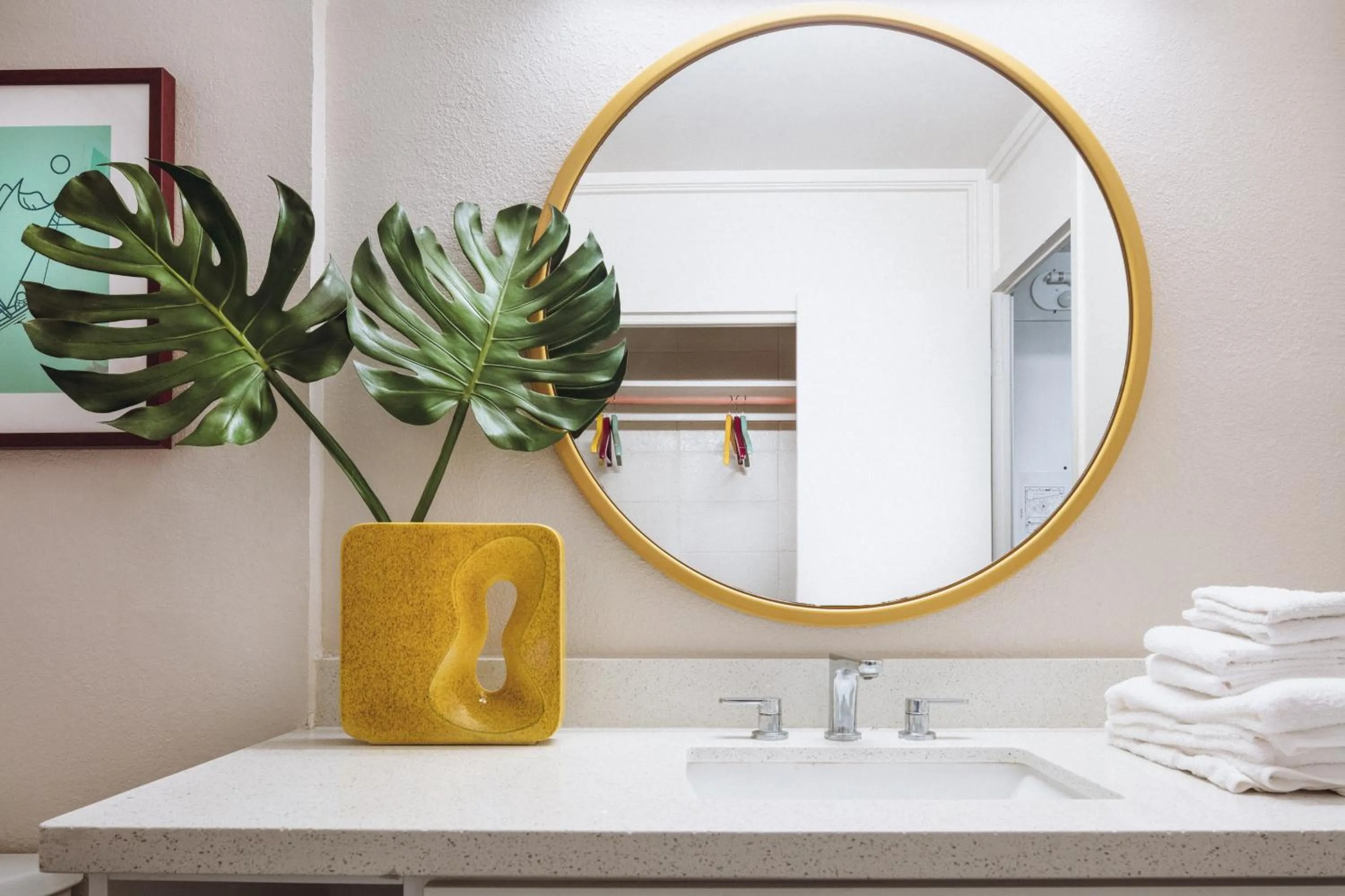Bathroom in White Sands Hotel