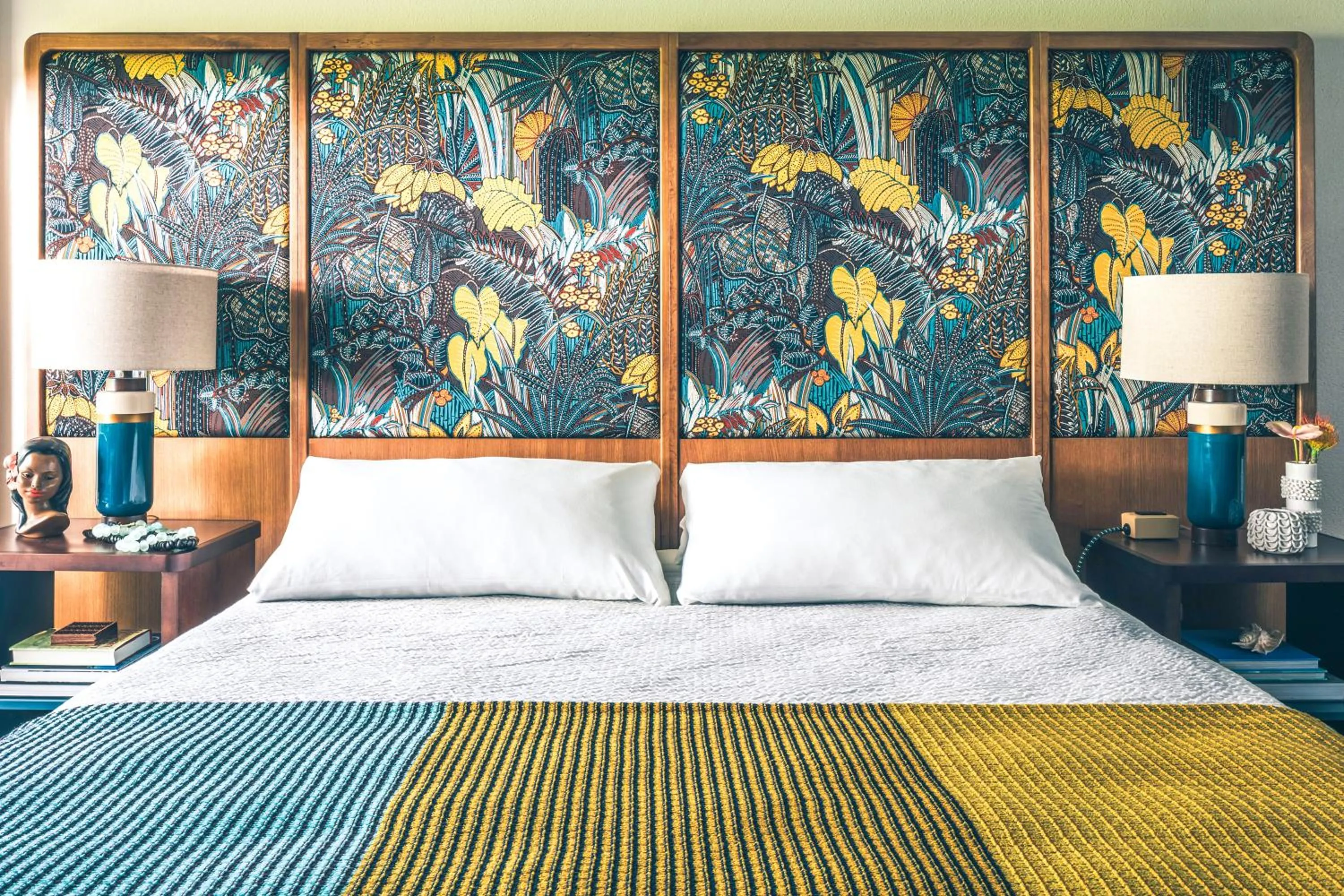 Bed in White Sands Hotel