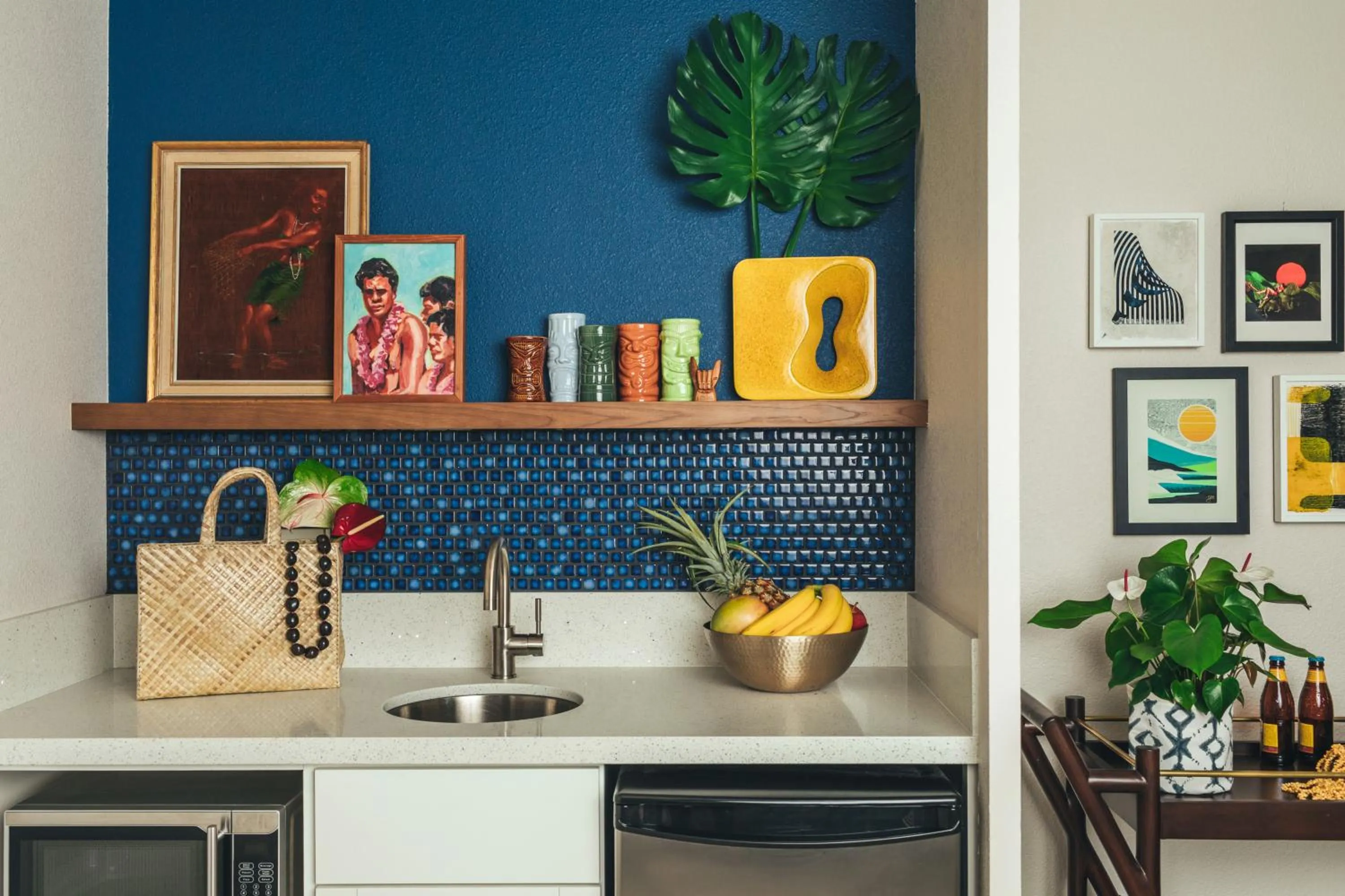 kitchen in White Sands Hotel