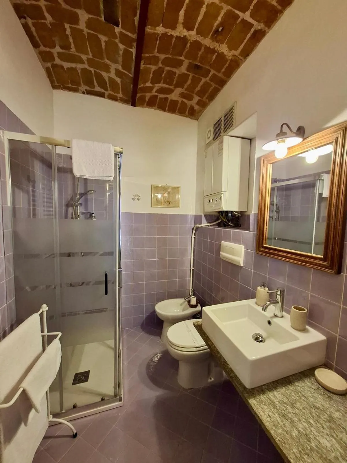 Le Serre Suites & Apartments