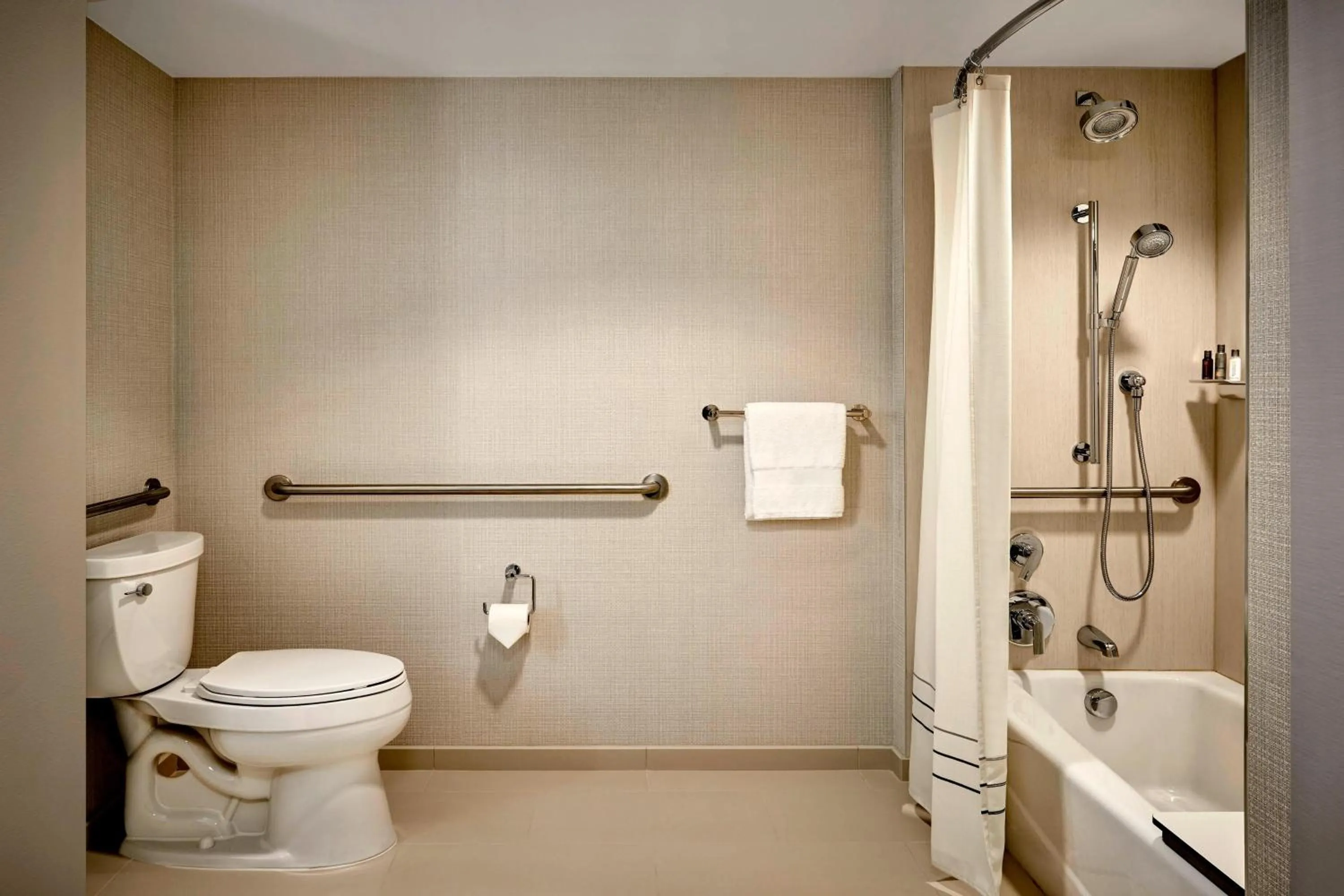 Bathroom in San Francisco Marriott Union Square