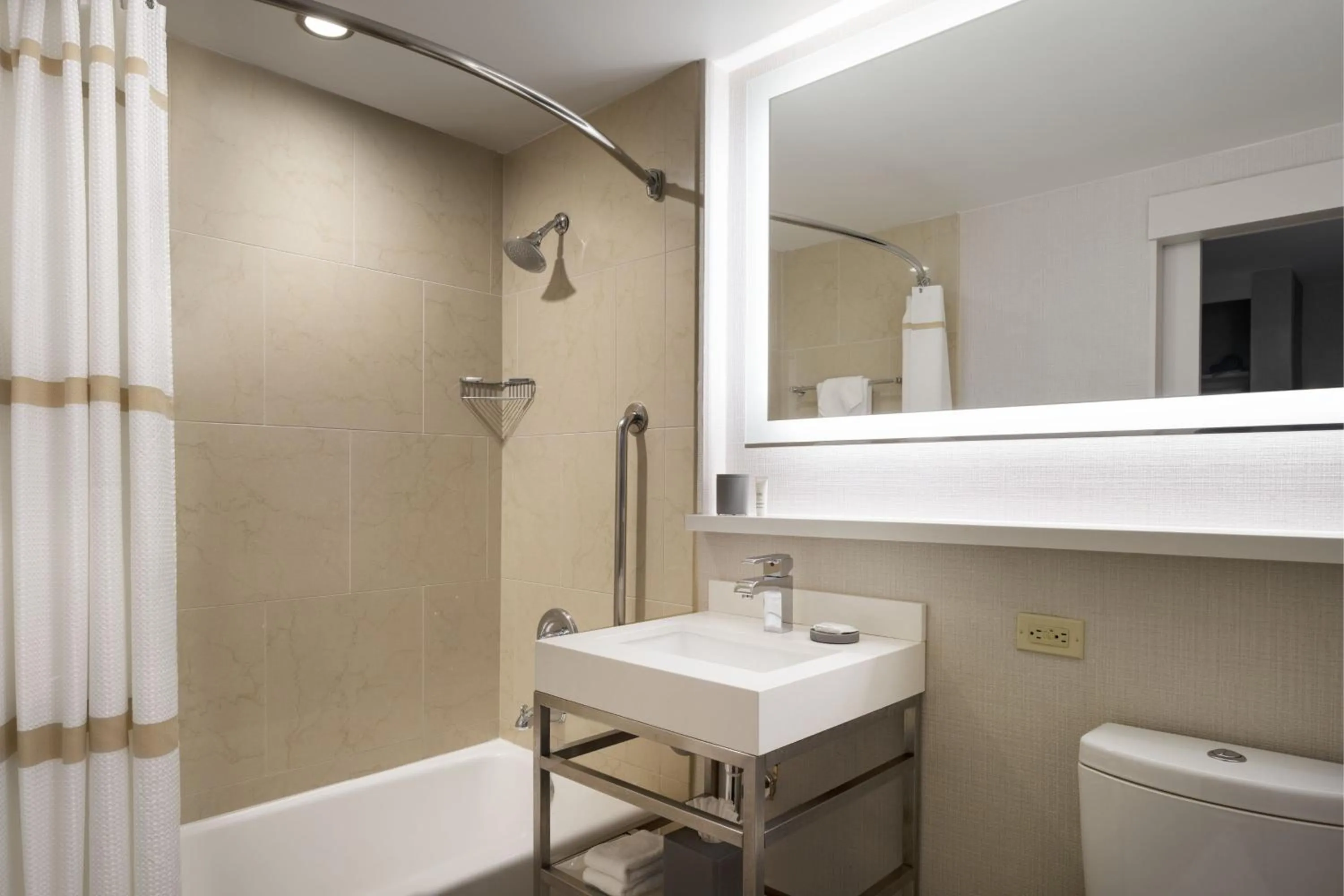 Bathroom in San Francisco Marriott Union Square