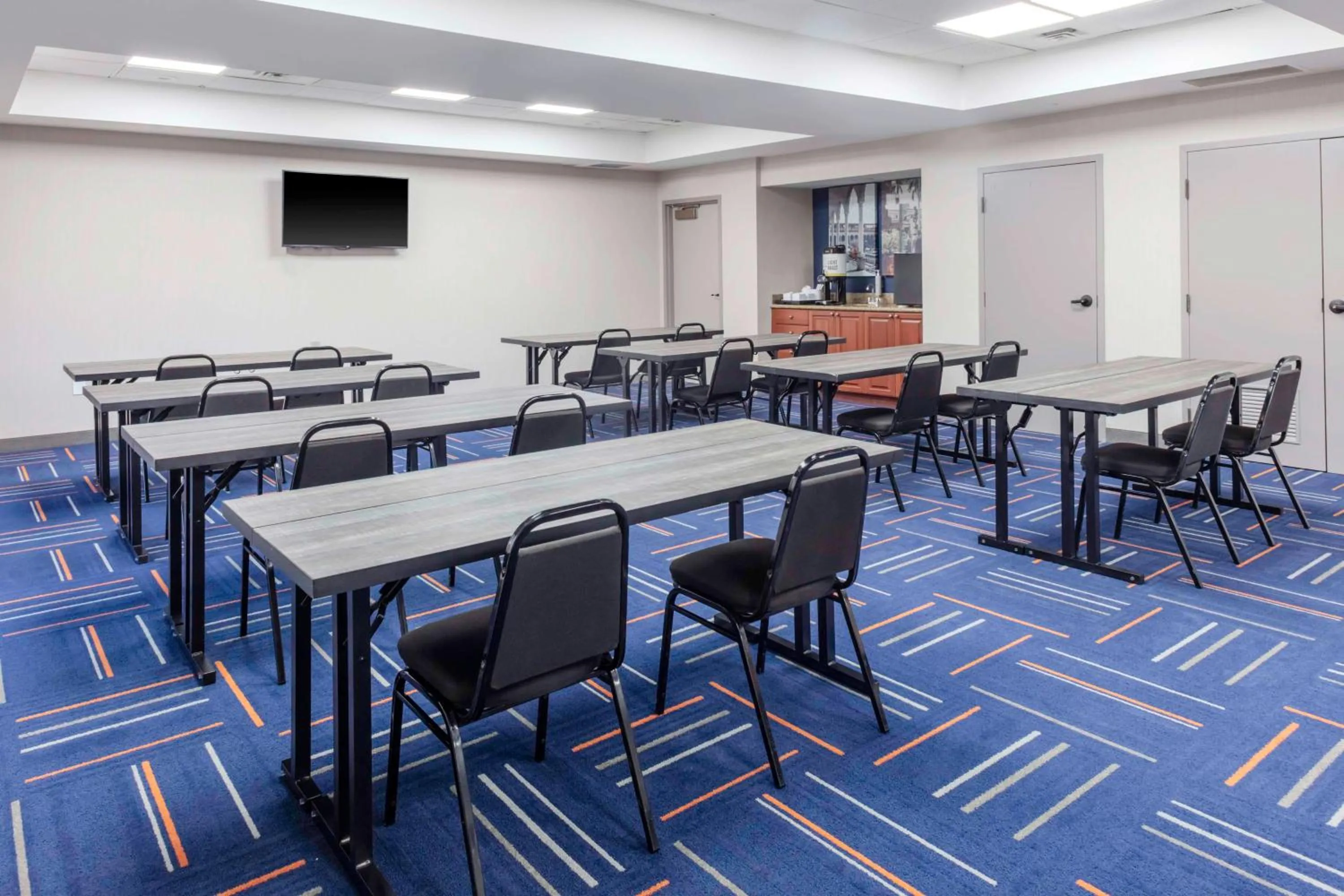 Meeting/conference room in Hampton Inn Sarasota I-75 Bee Ridge