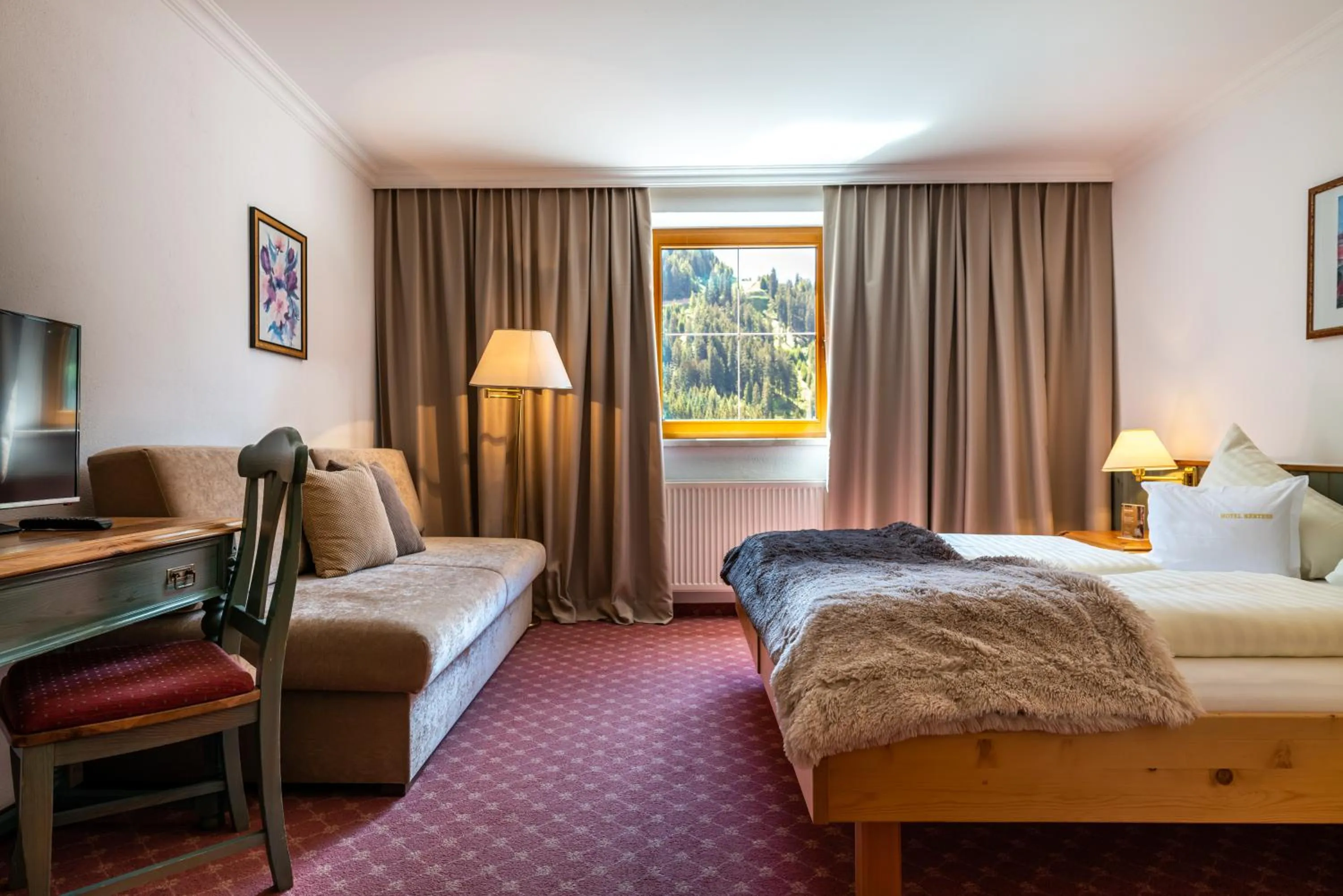 Photo of the whole room, Bed in Kertess