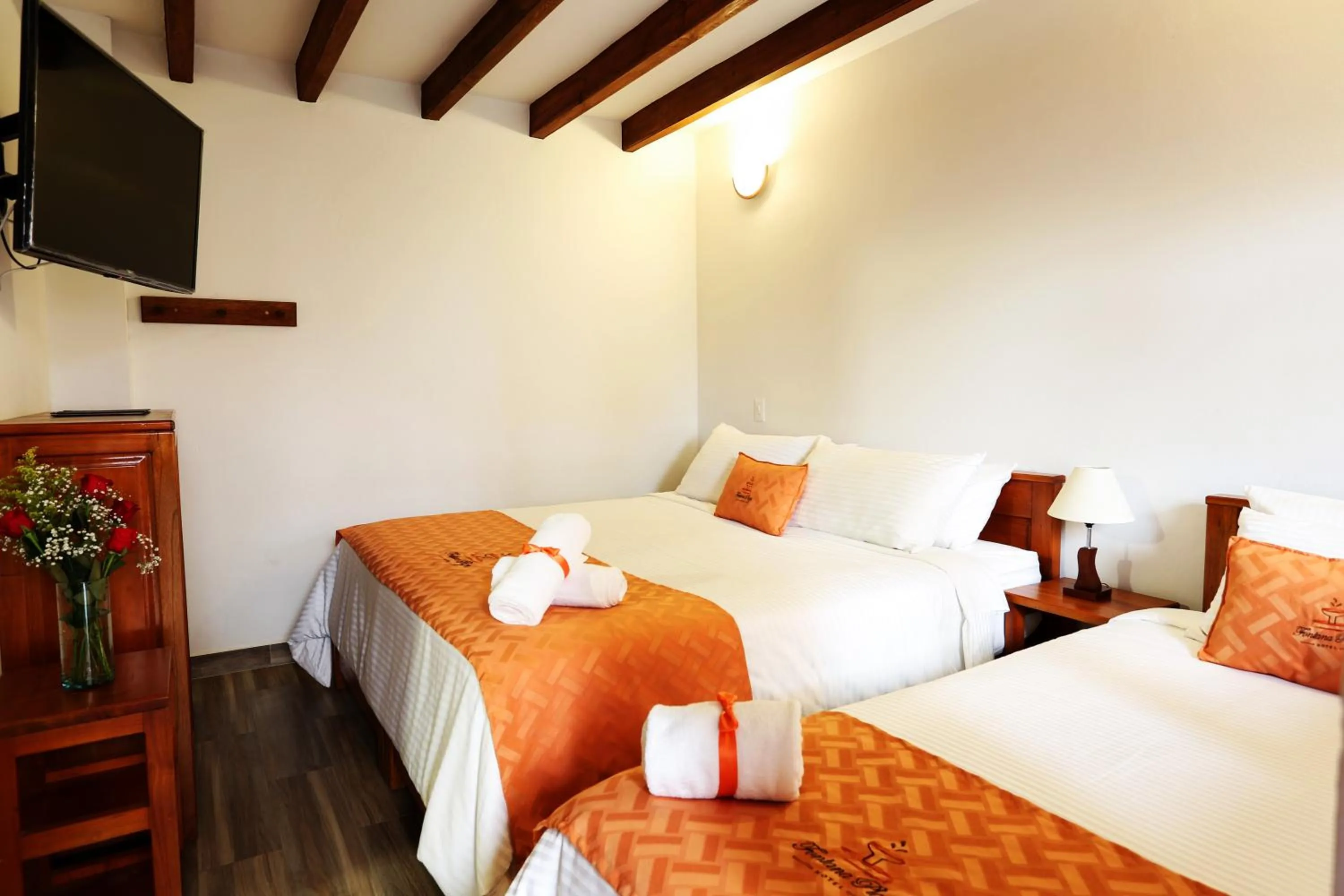 Bed in Fontana Plaza Hotel