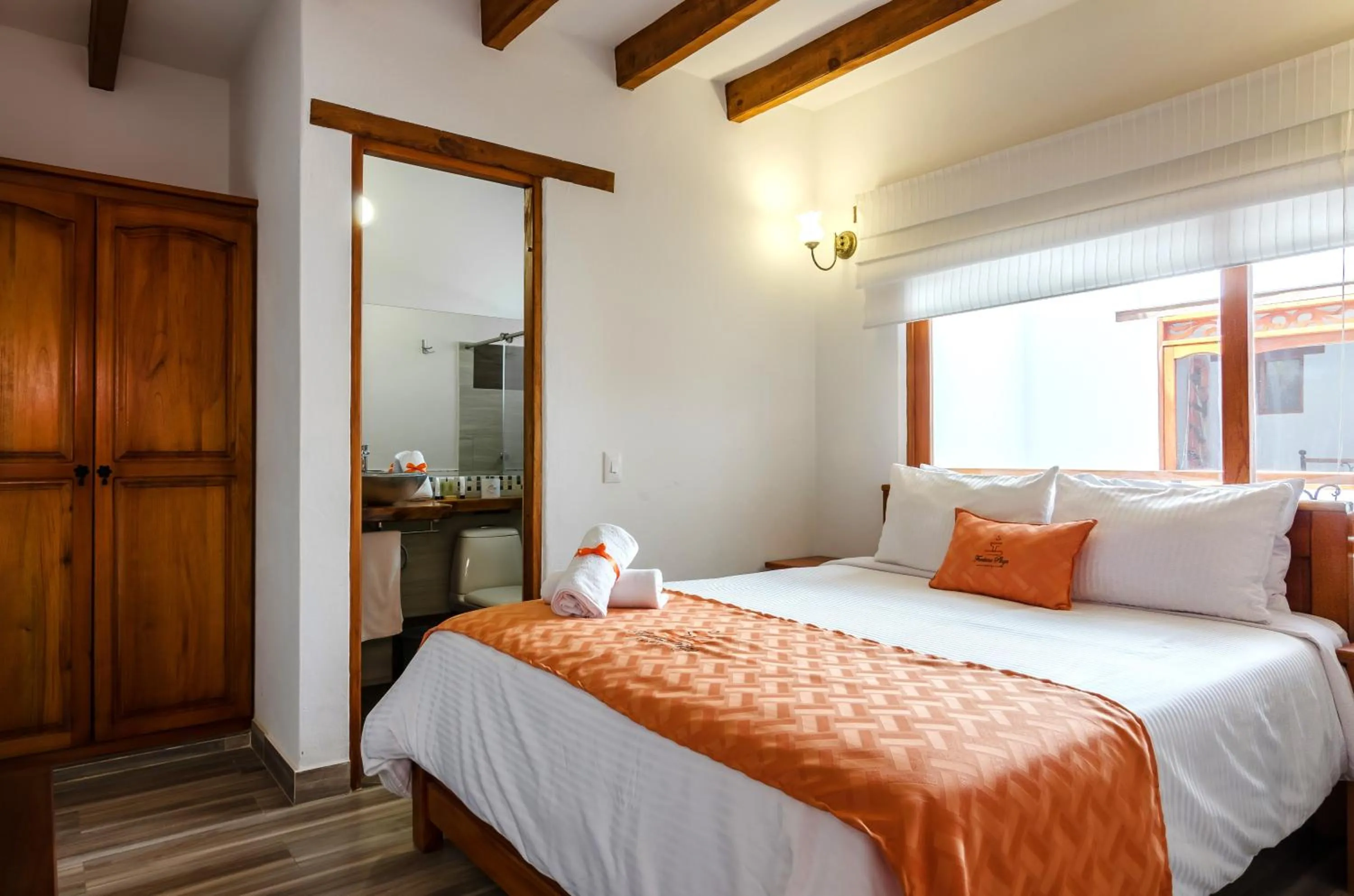 Bed in Fontana Plaza Hotel