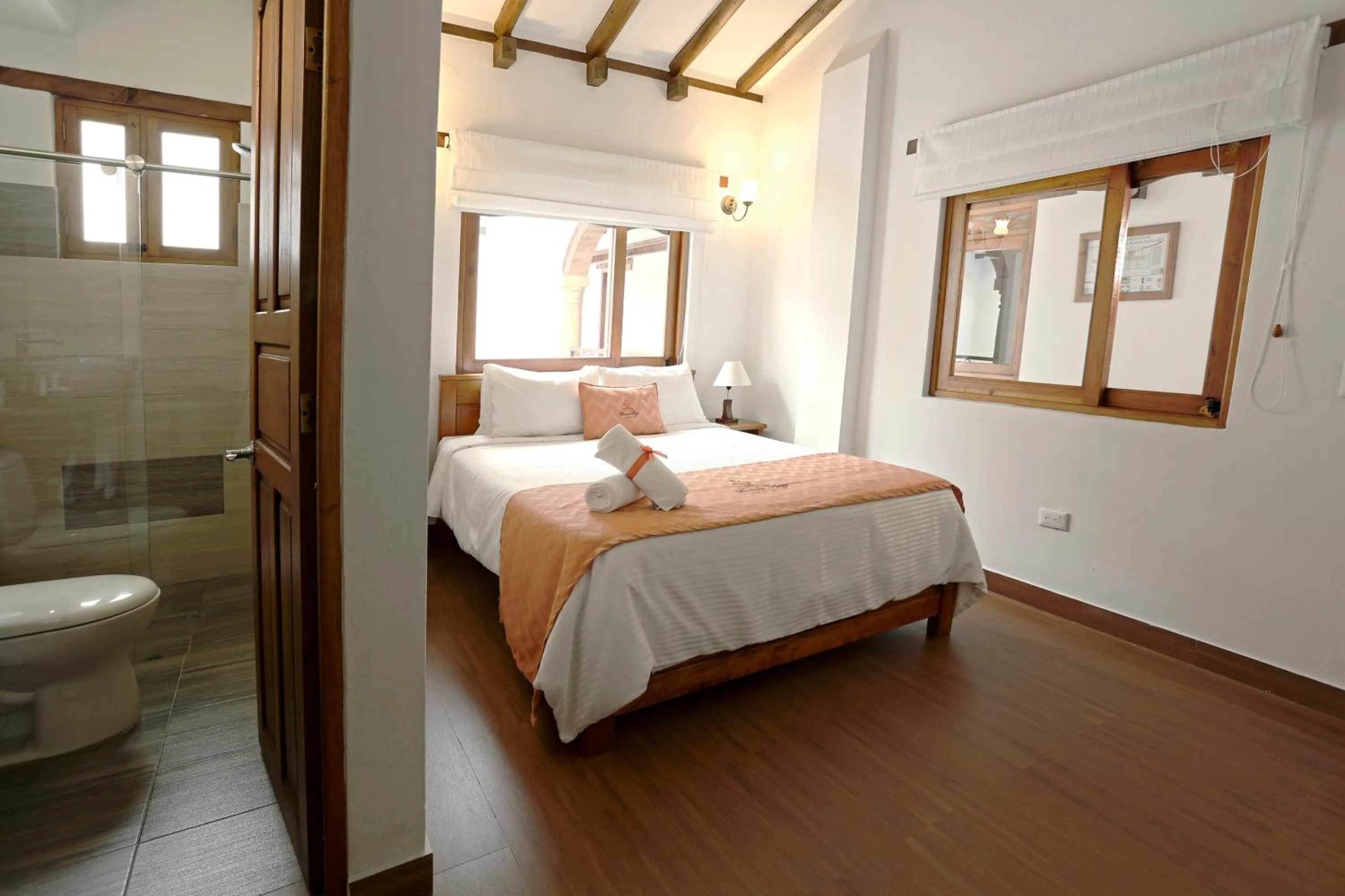 Bed in Fontana Plaza Hotel