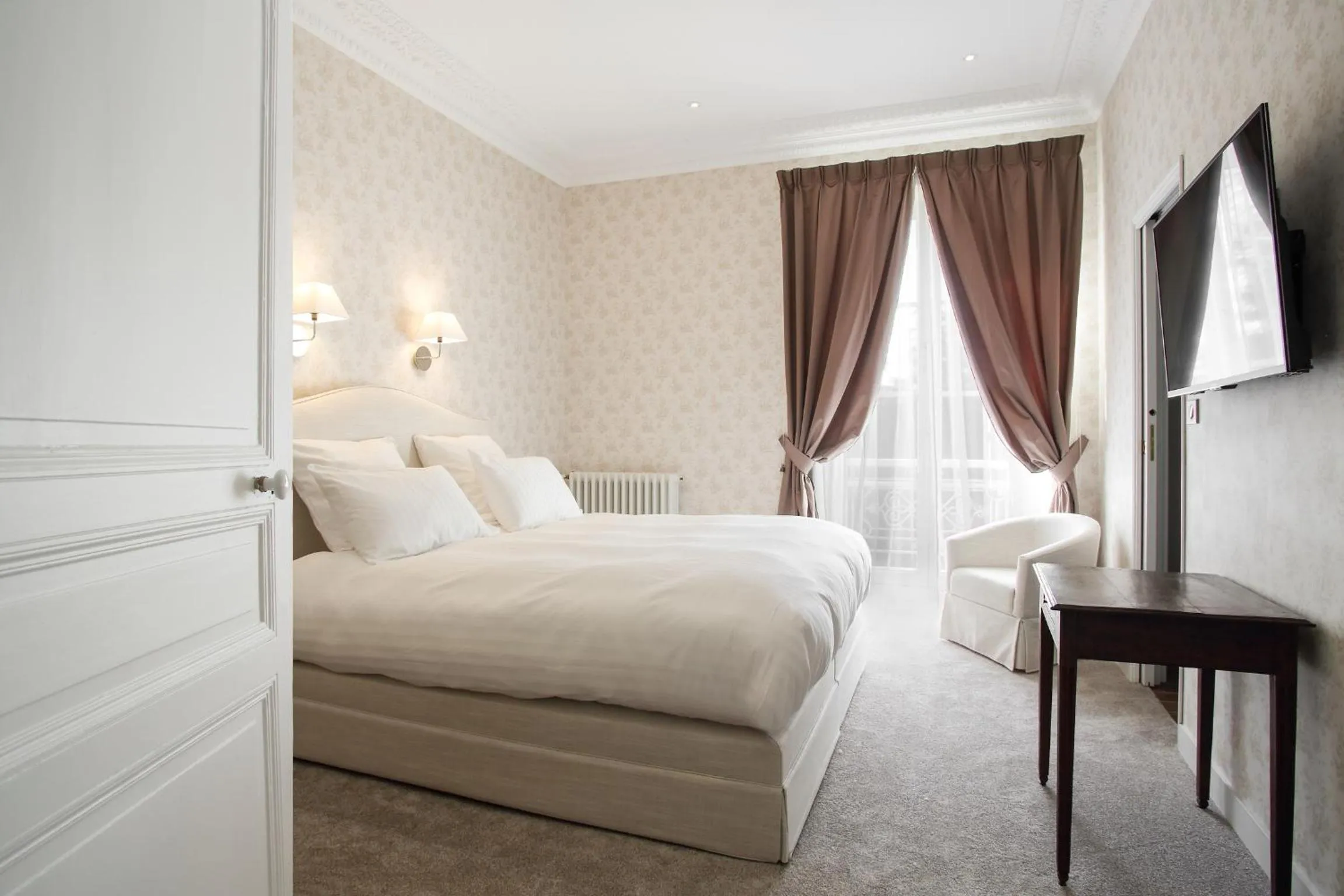 Photo of the whole room, Bed in Chambres d'hotes de Pouzelande