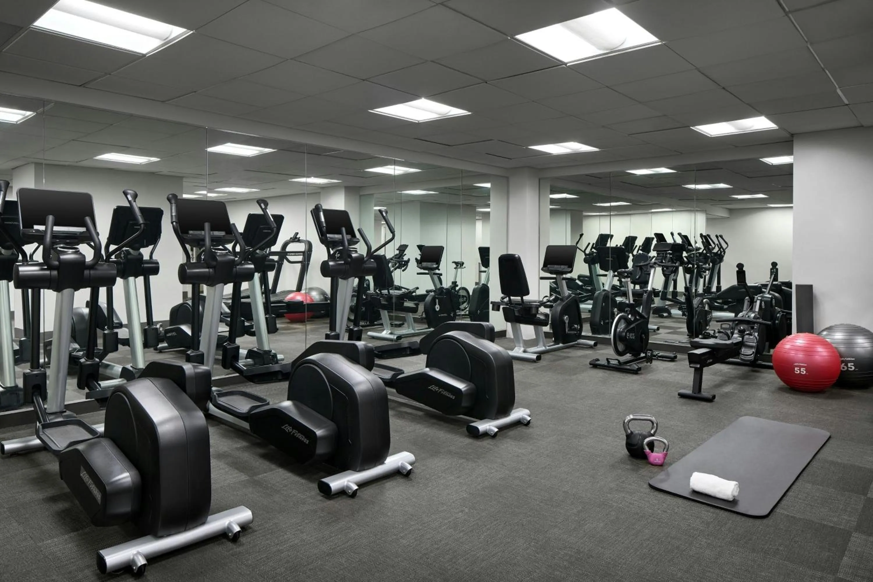 Fitness centre/facilities in JW Marriott Washington, DC