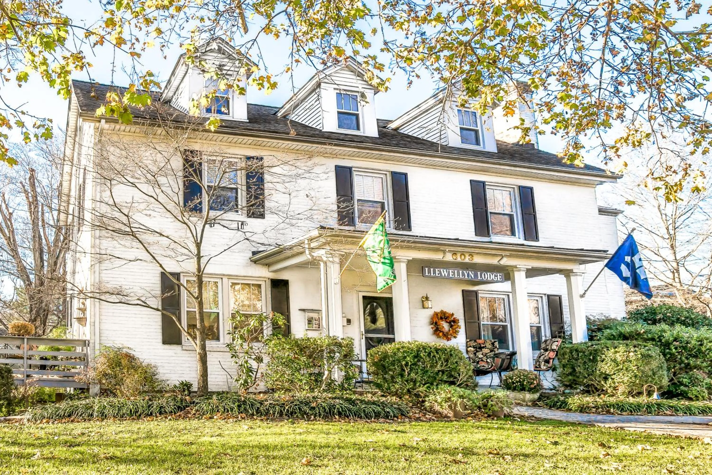 A B&B at Llewellyn Lodge
