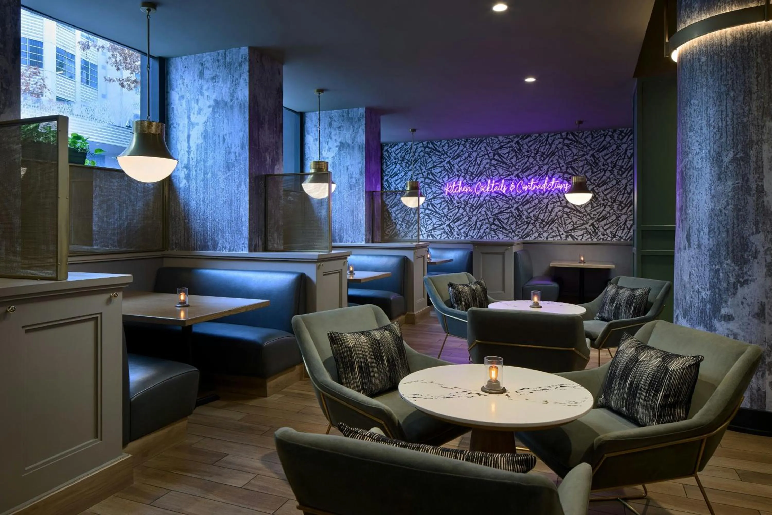 Restaurant/places to eat in Washington Marriott at Metro Center