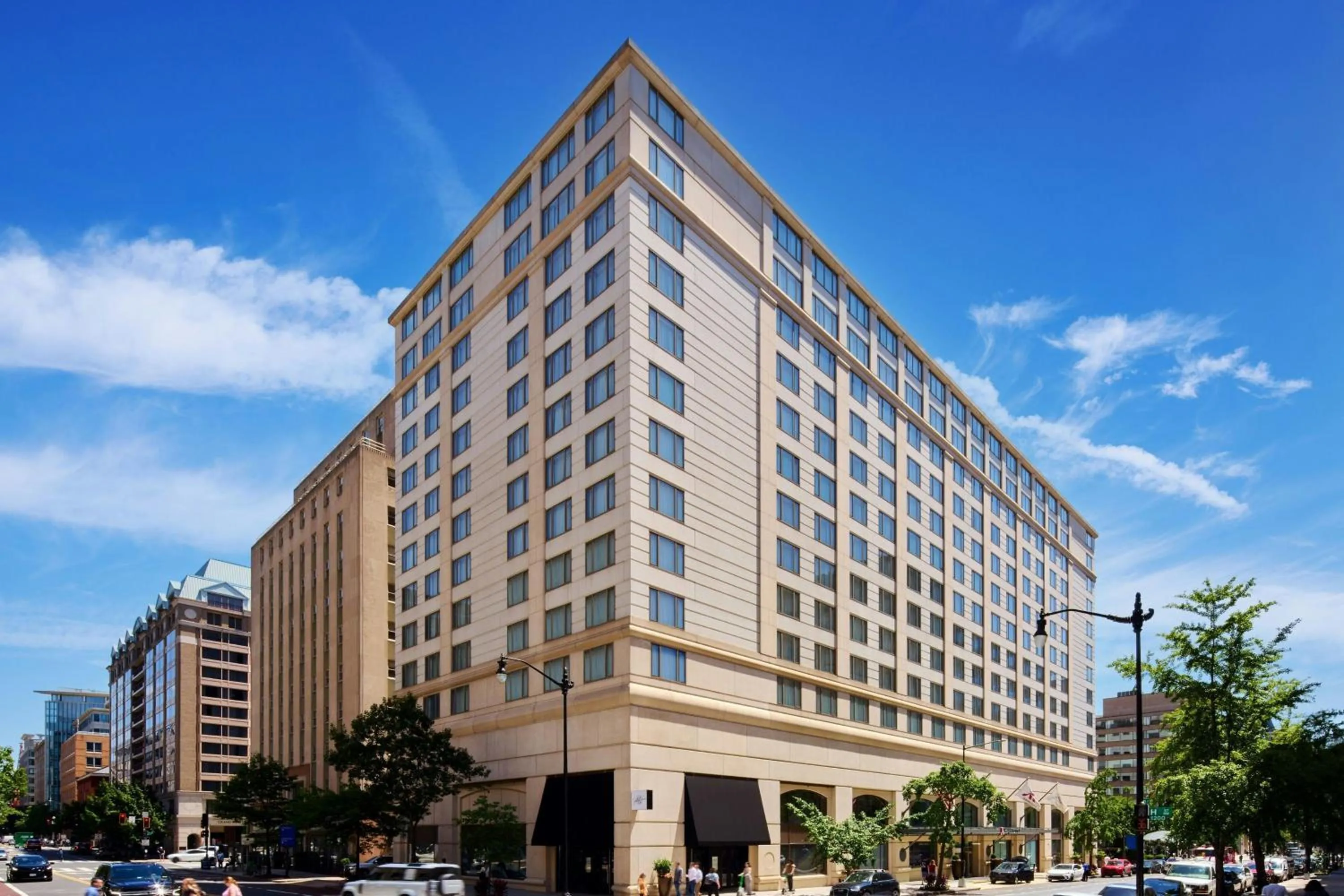 Property building in Washington Marriott at Metro Center