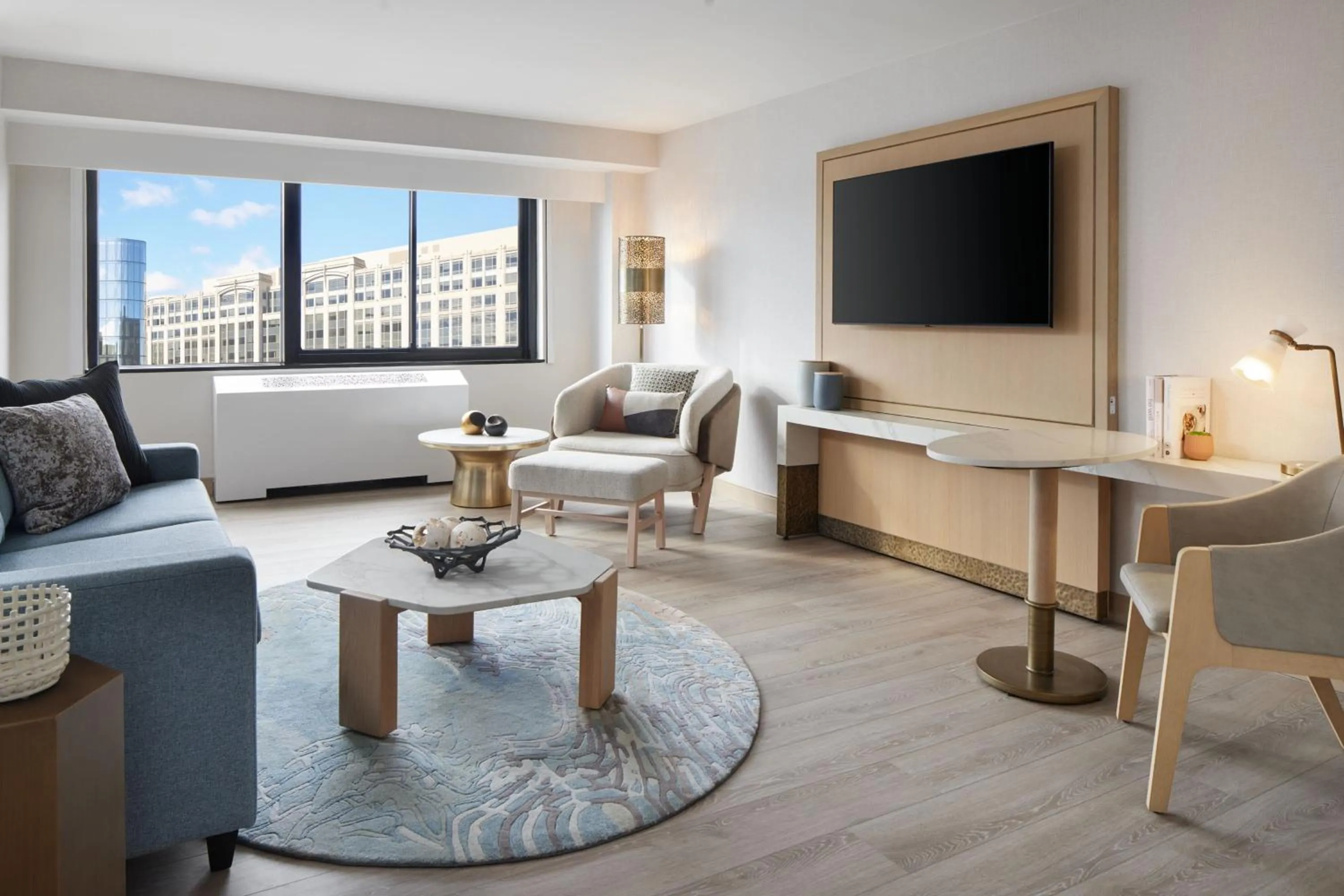 Living room in The Westin DC Downtown