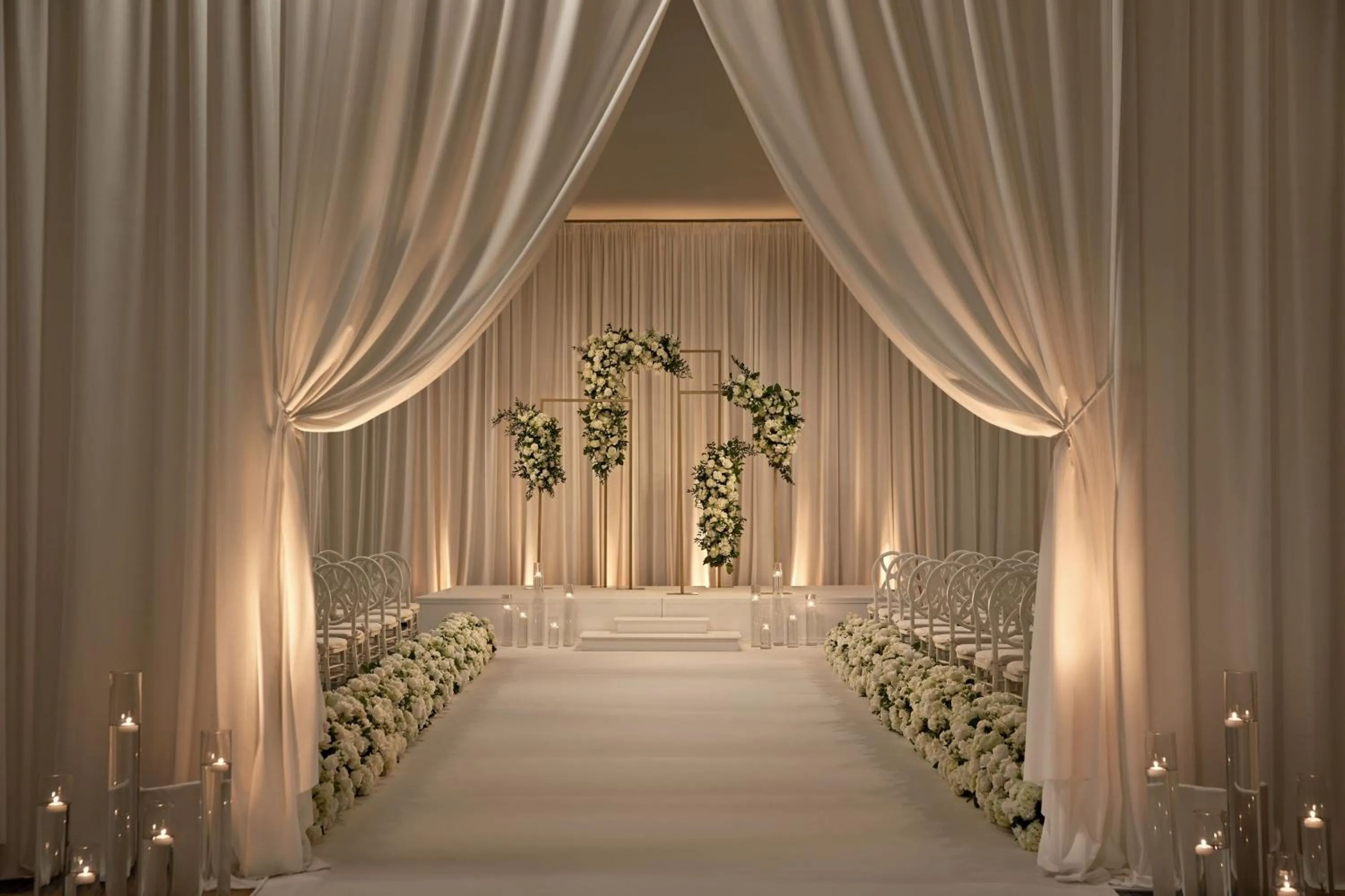 Meeting/conference room, Bed in The Westin DC Downtown