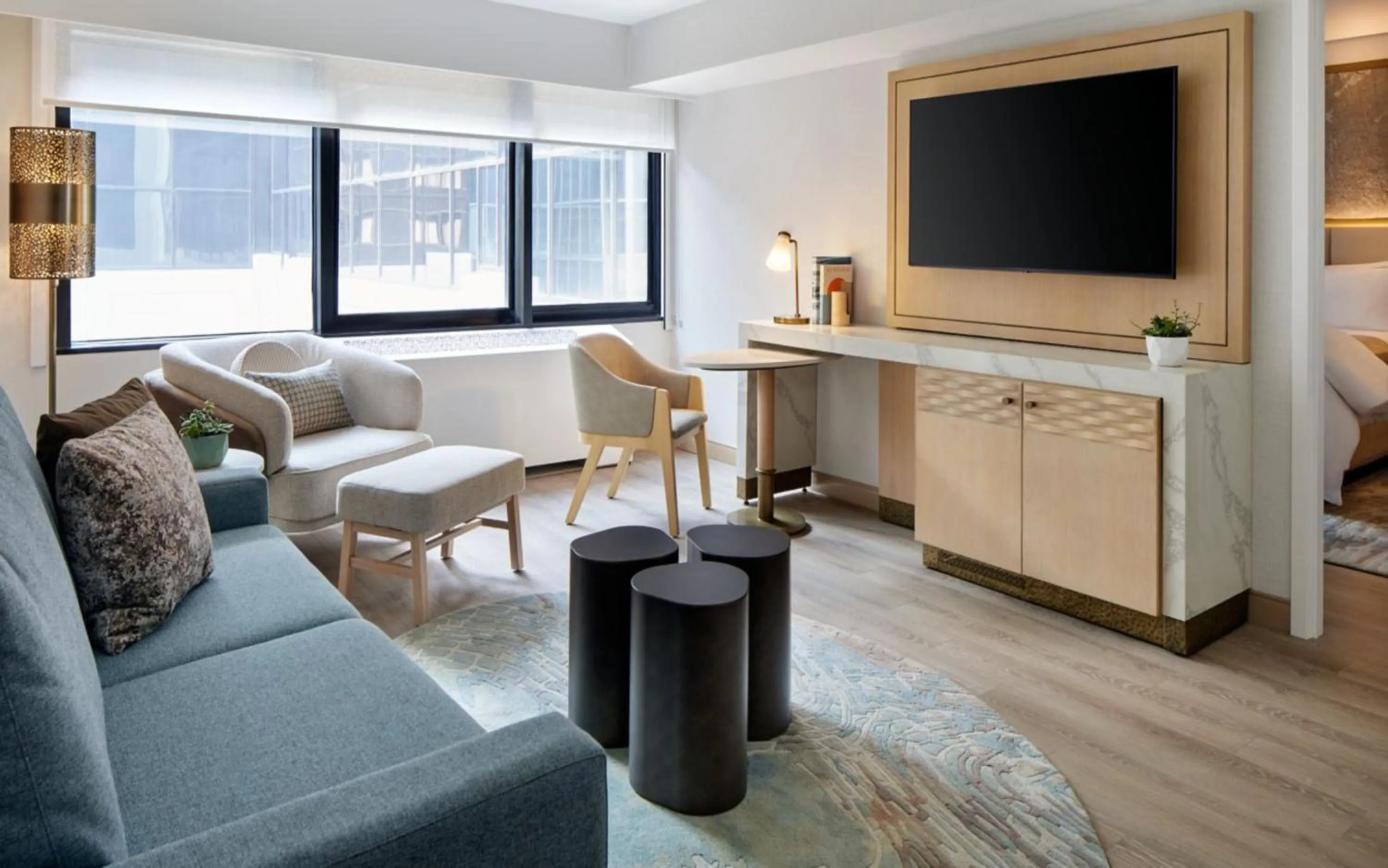 Living room in The Westin DC Downtown