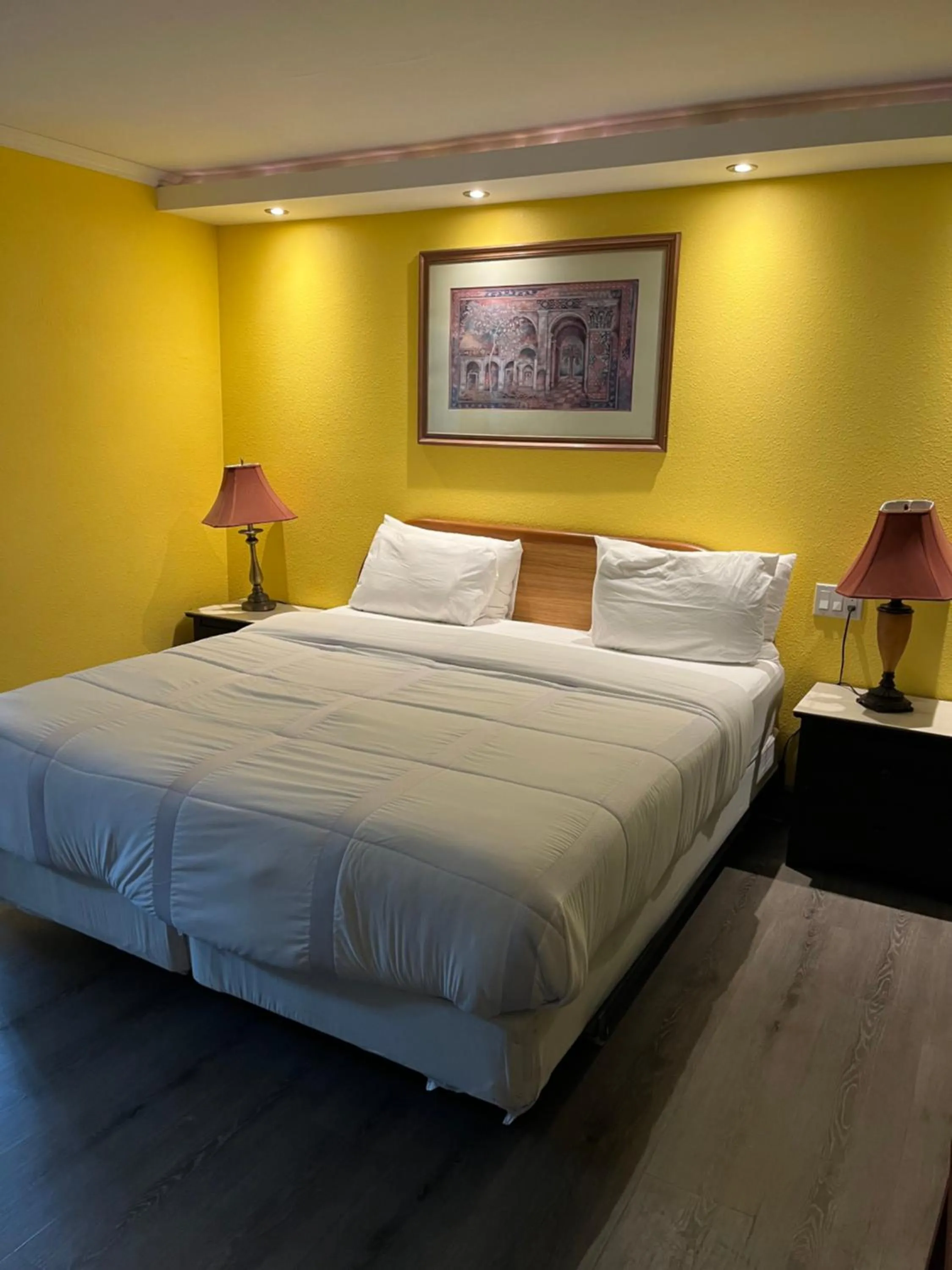 Bedroom, Bed in 777 Motor Inn