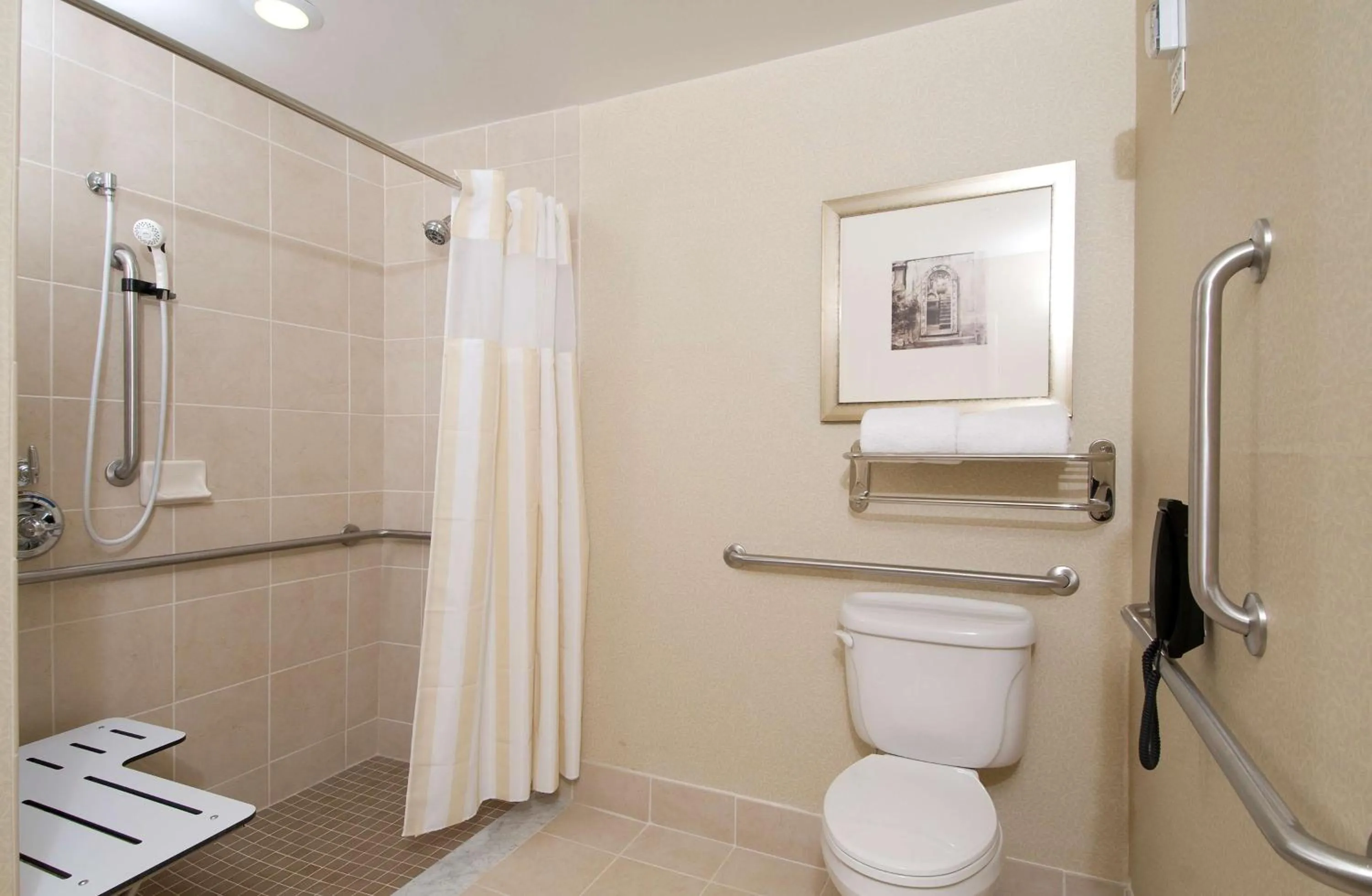 Bathroom in Hilton Garden Inn Mount Holly/Westampton