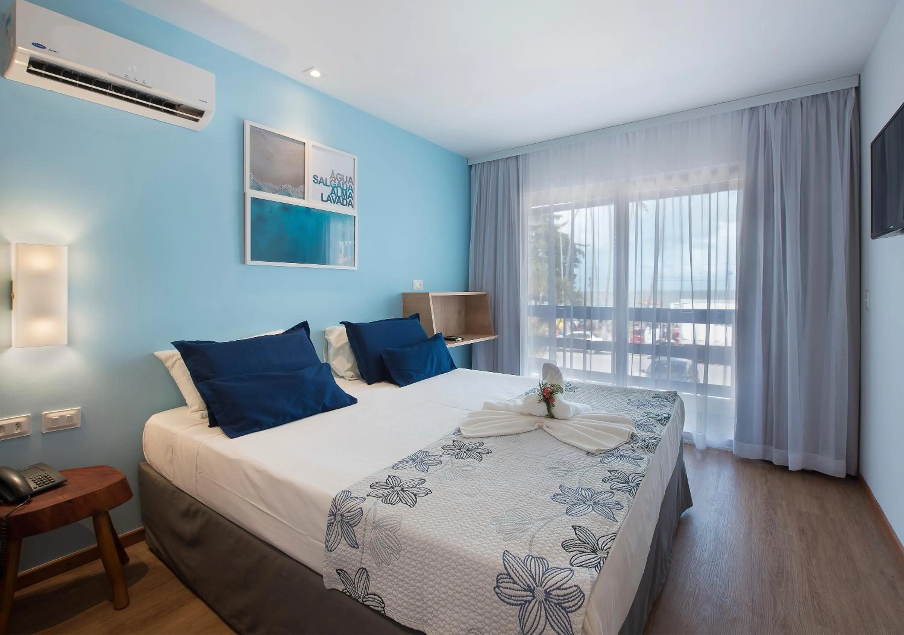 Photo of the whole room, Bed in Pousada Olho D'água