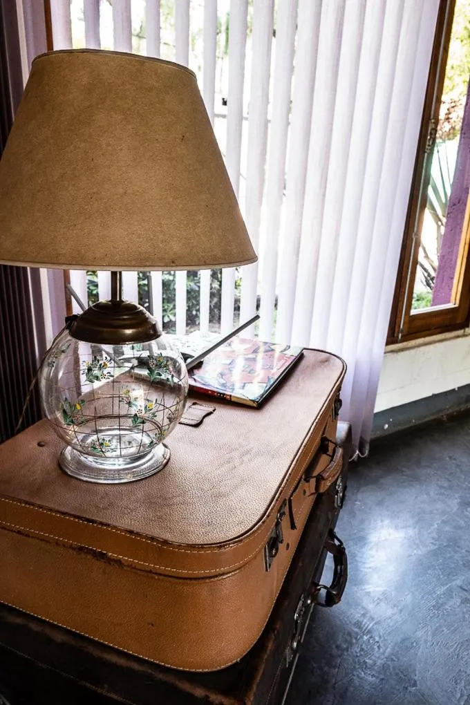 Decorative detail, Bed in Posada Borravino