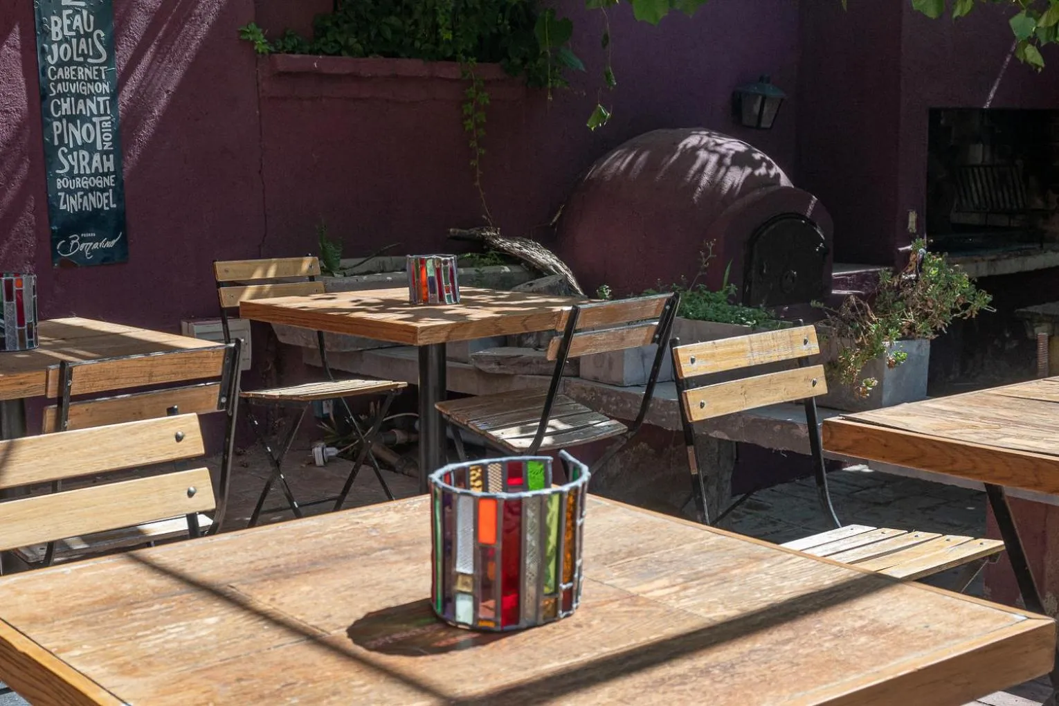 Decorative detail in Posada Borravino