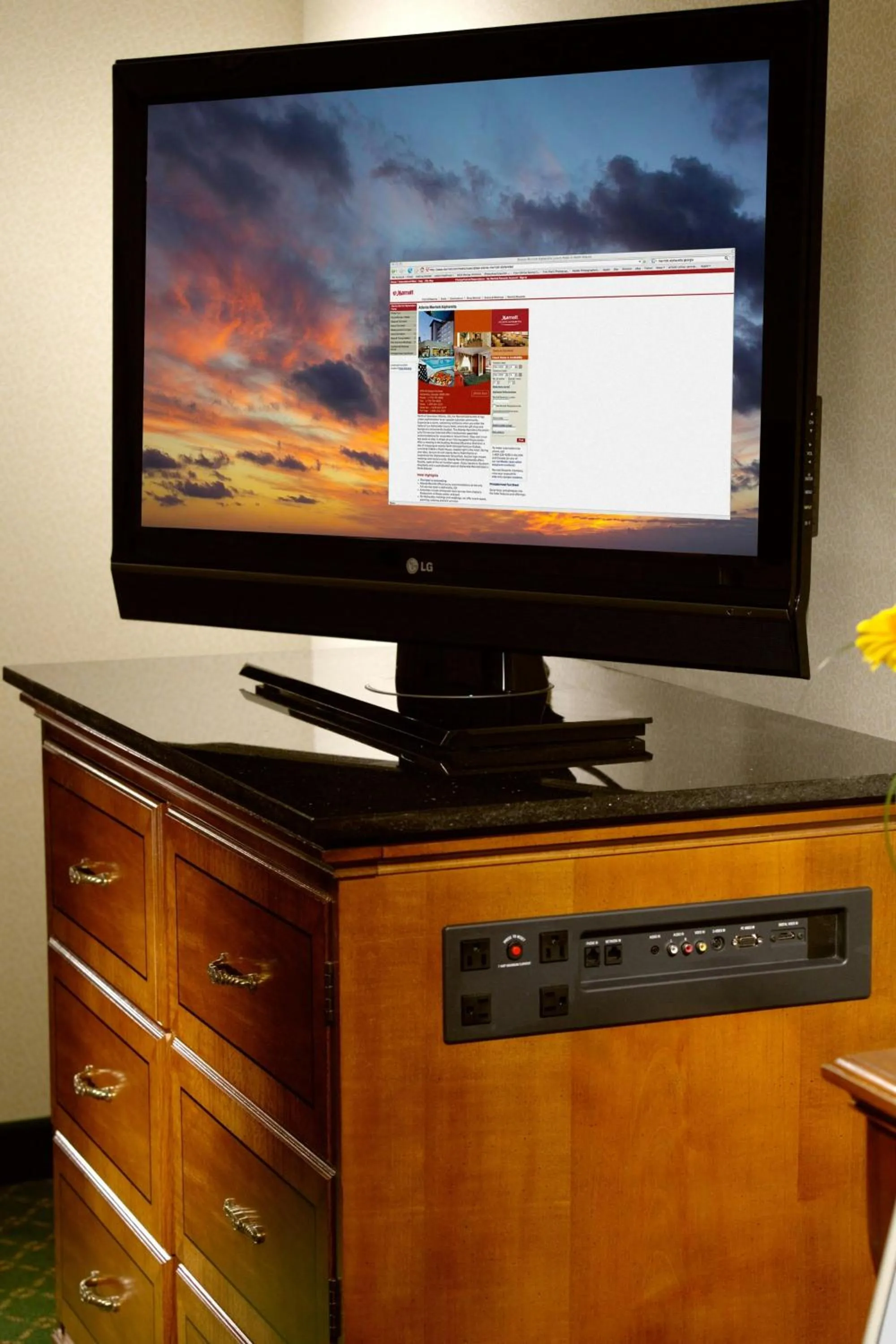 Photo of the whole room in Atlanta Marriott Alpharetta