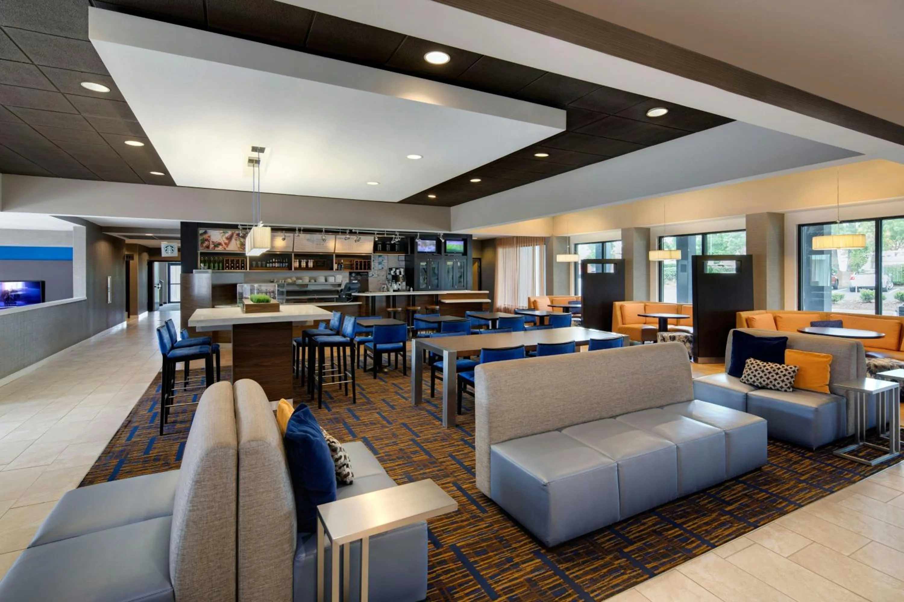 Restaurant/places to eat in Courtyard Atlanta Marietta/I-75 North