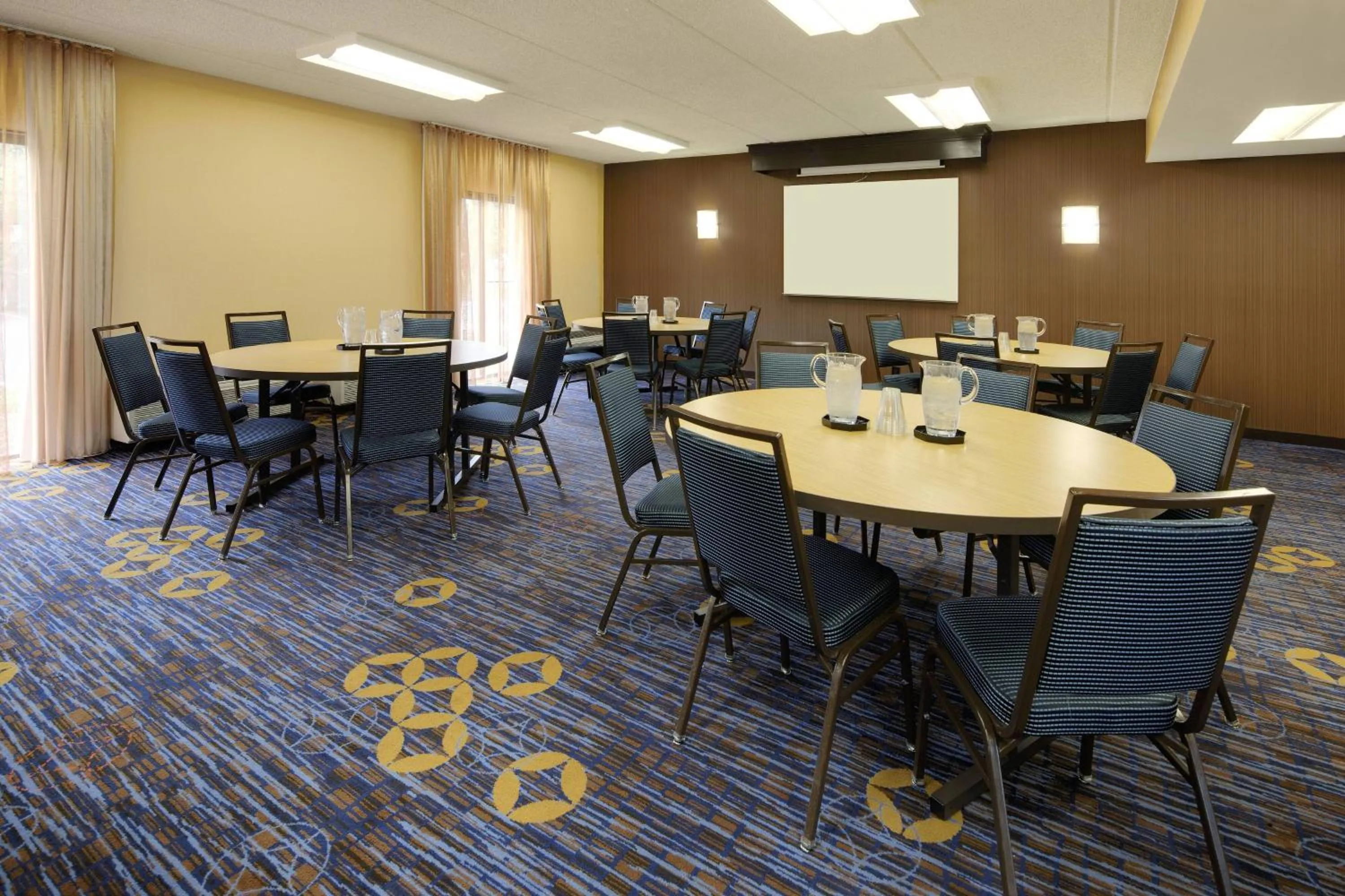 Meeting/conference room in Courtyard Atlanta Marietta/I-75 North