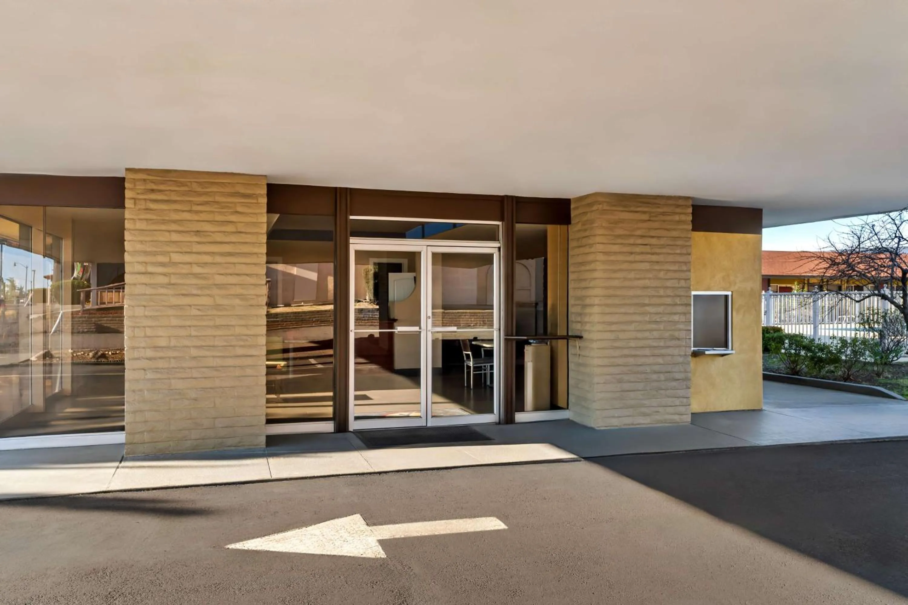 Property building in Americas Best Value Inn Vacaville