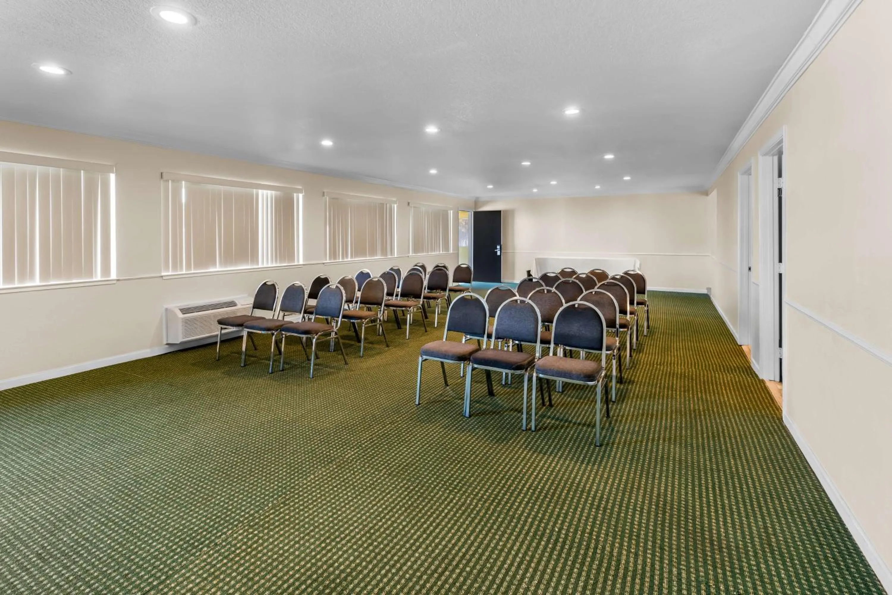 Meeting/conference room in Americas Best Value Inn Vacaville