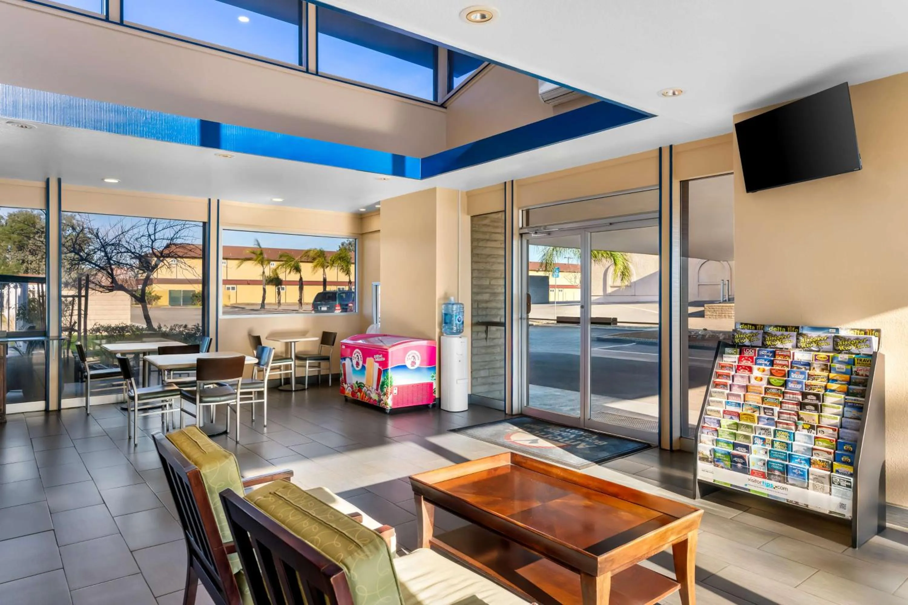 Lobby or reception in Americas Best Value Inn Vacaville