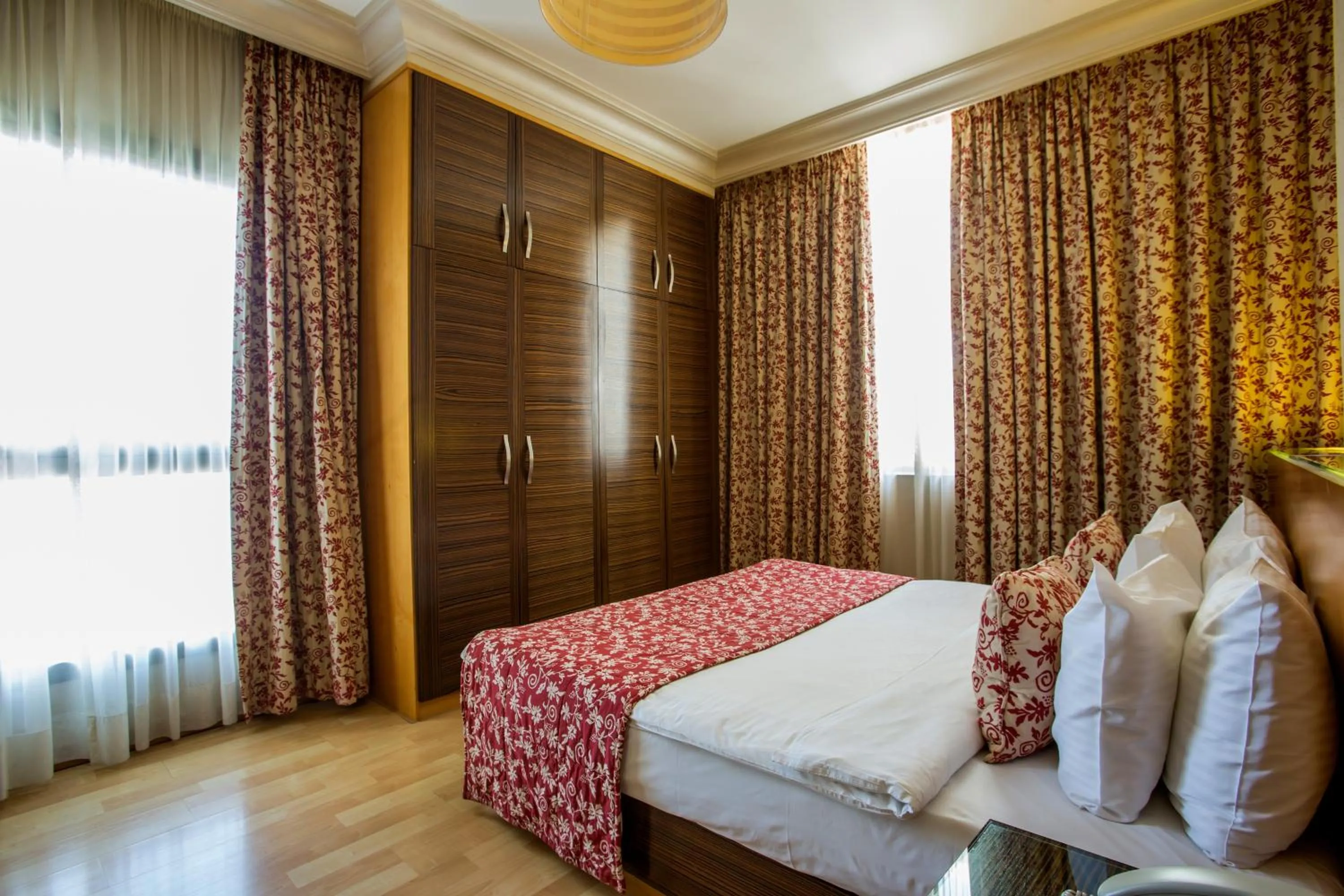 Bedroom, Bed in Lahoya Beirut