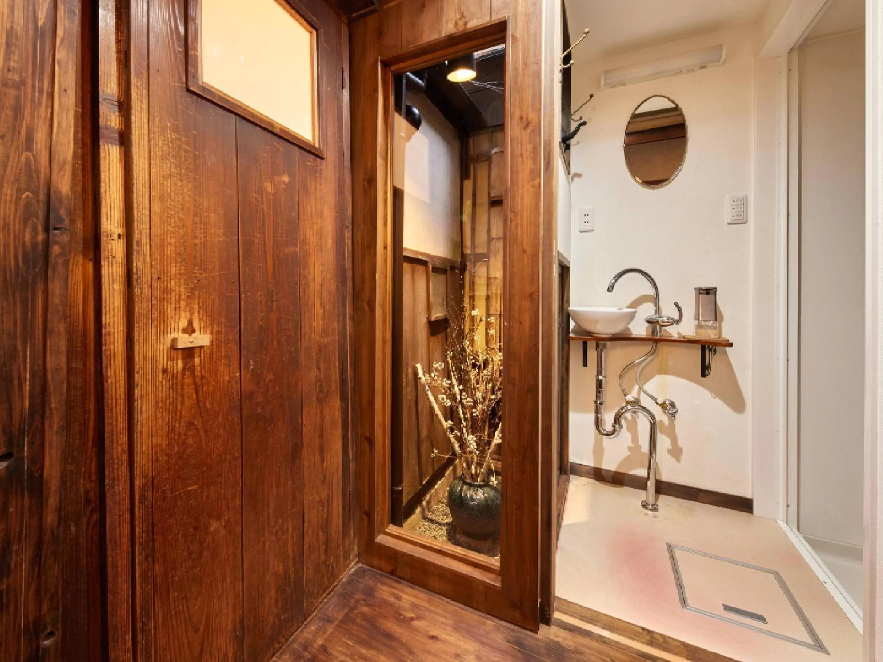 Photo of the whole room in Kyomachiya Higashiyama Sanjo Kanau