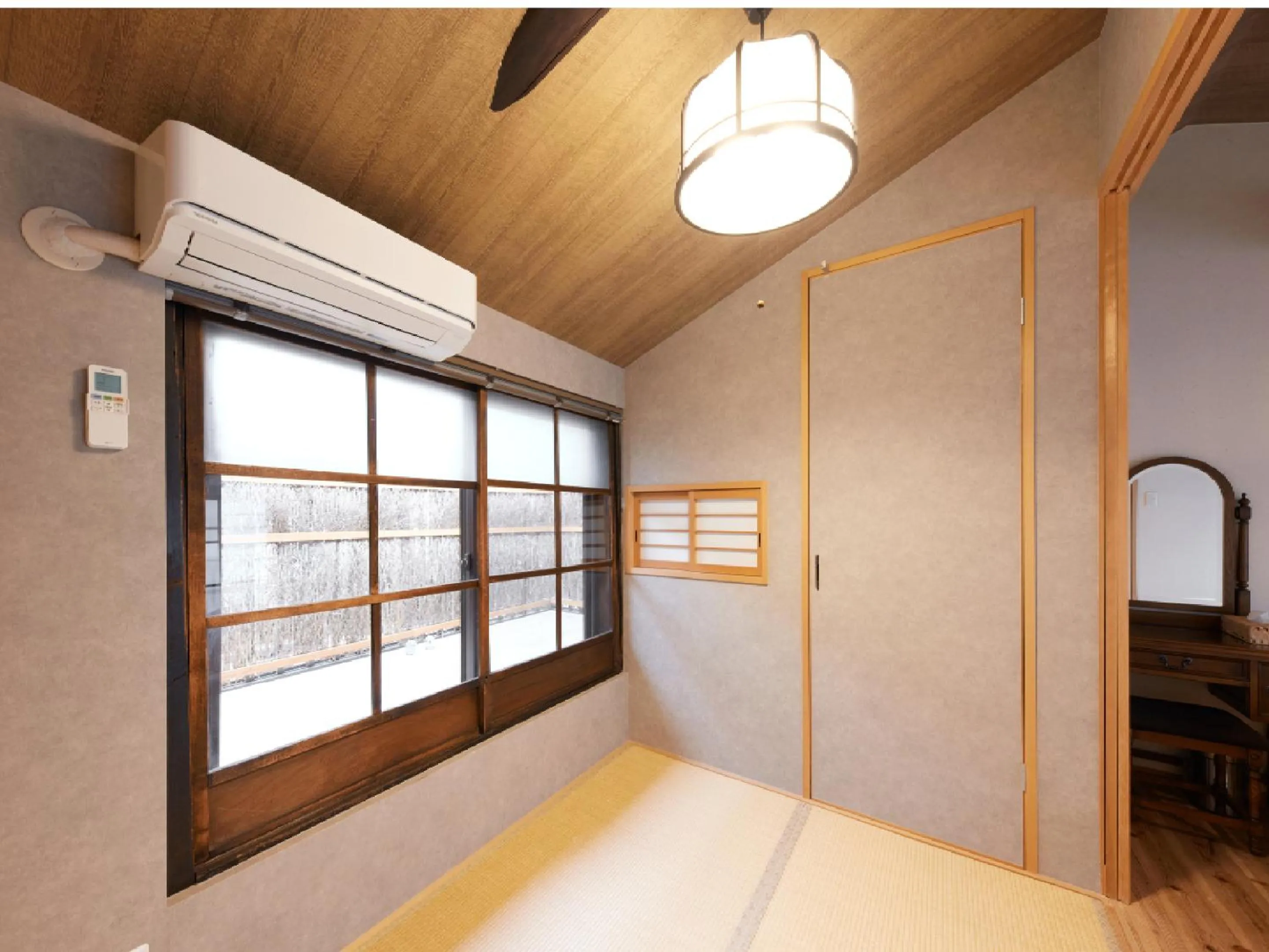 Photo of the whole room in Kyomachiya Higashiyama Sanjo Kanau