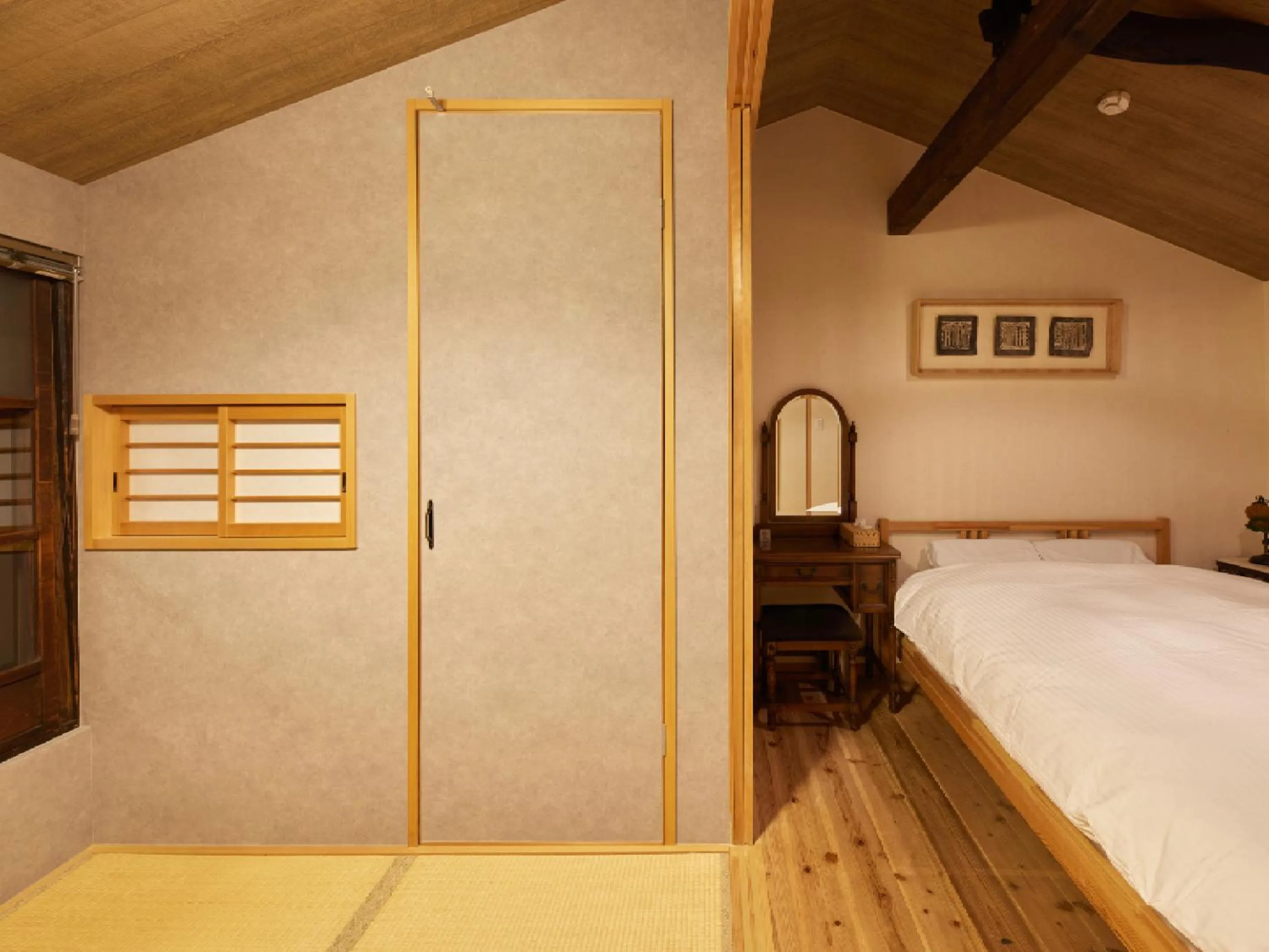 Photo of the whole room in Kyomachiya Higashiyama Sanjo Kanau