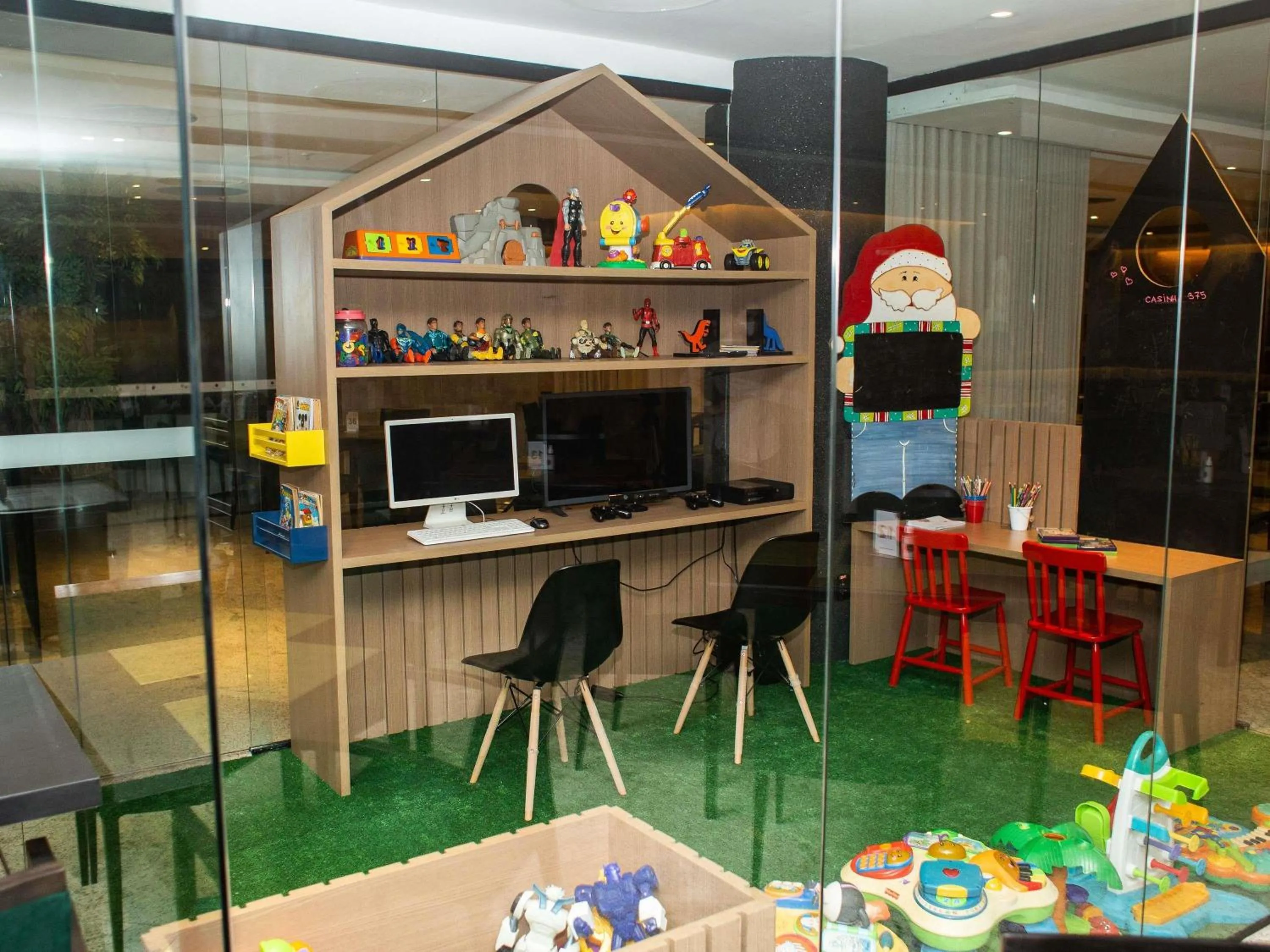 Restaurant/places to eat in Grand Mercure Belem do Para