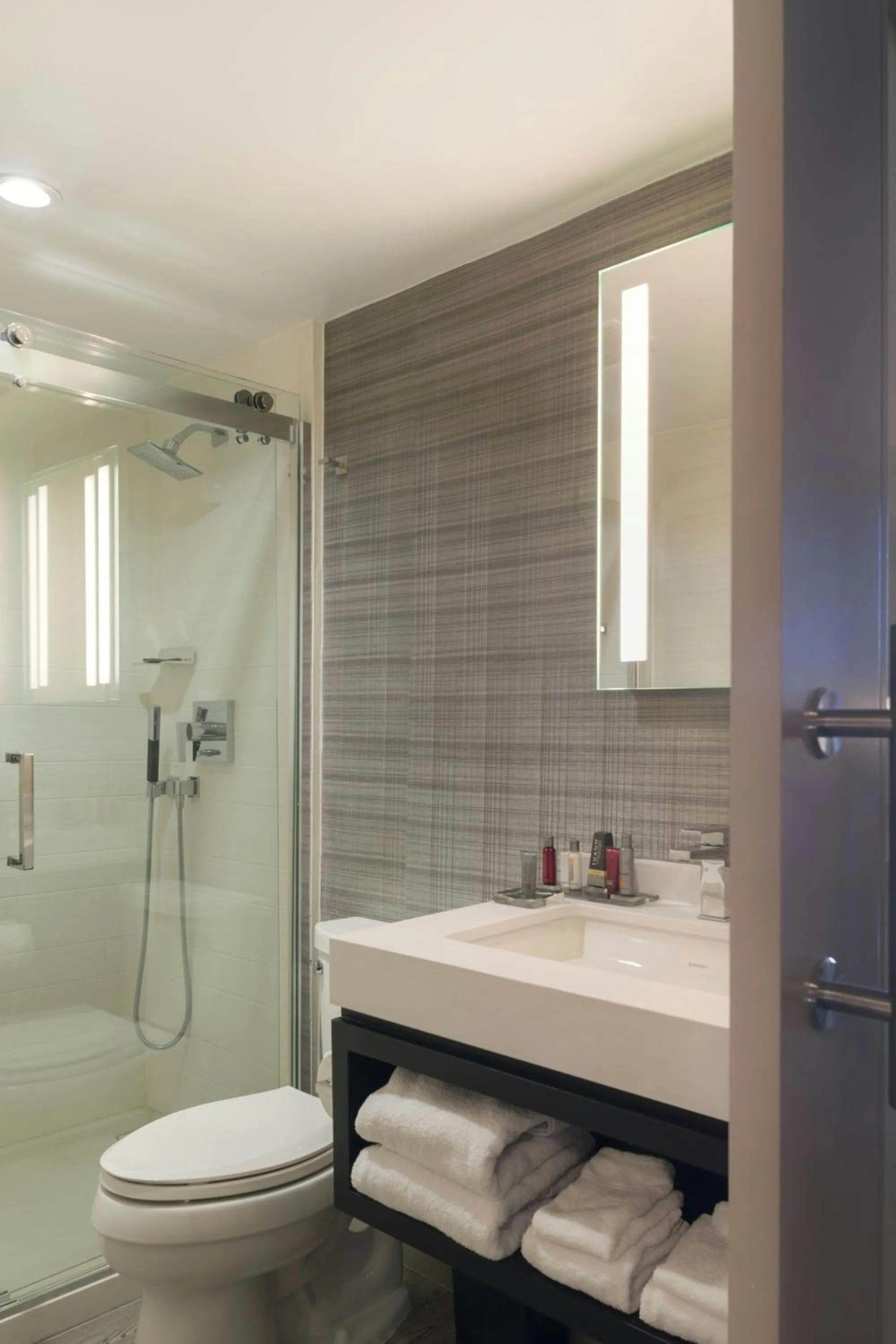 Bathroom in Atlanta Marriott Northeast/Emory Area