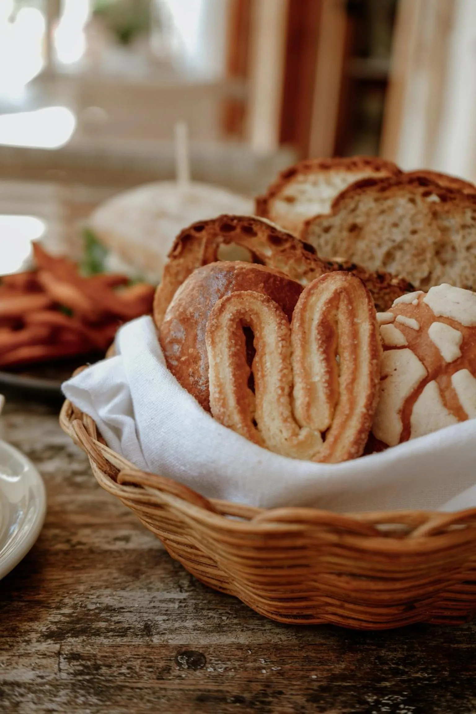 Restaurant/places to eat in Ser Casasandra Boutique Hotel