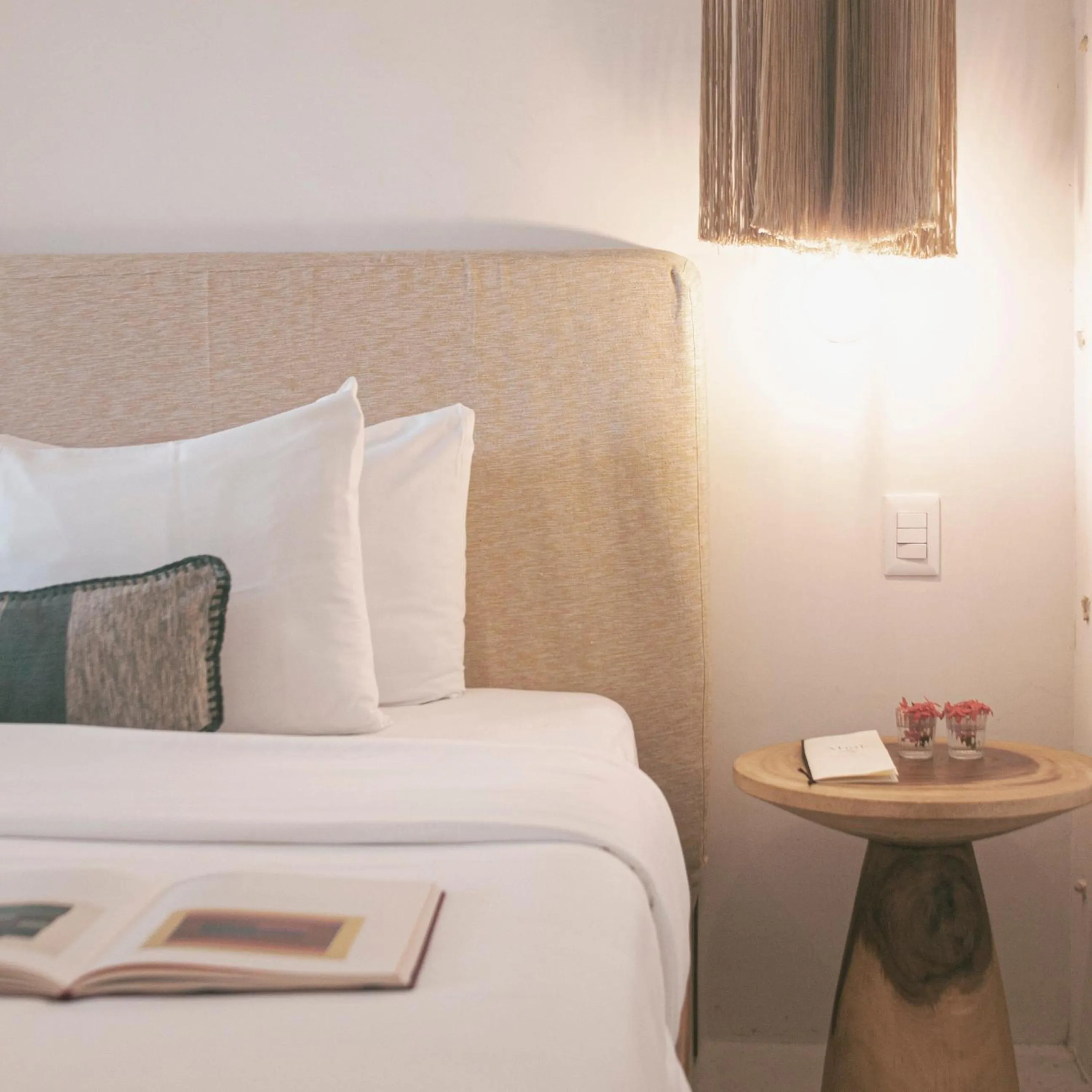 Decorative detail, Bed in Ser Casasandra Boutique Hotel