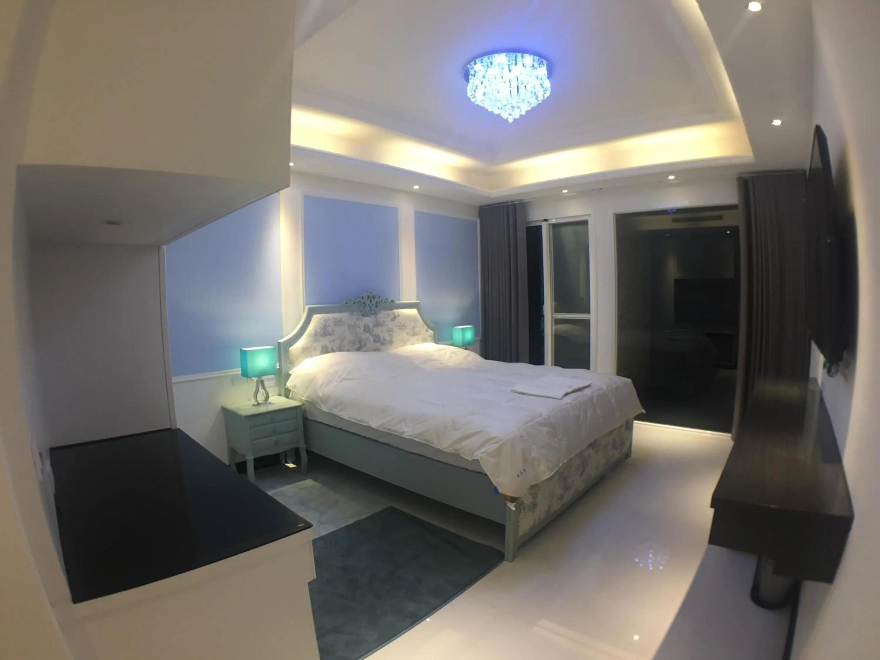 Photo of the whole room, Bed in Xianel Vacation Chateau