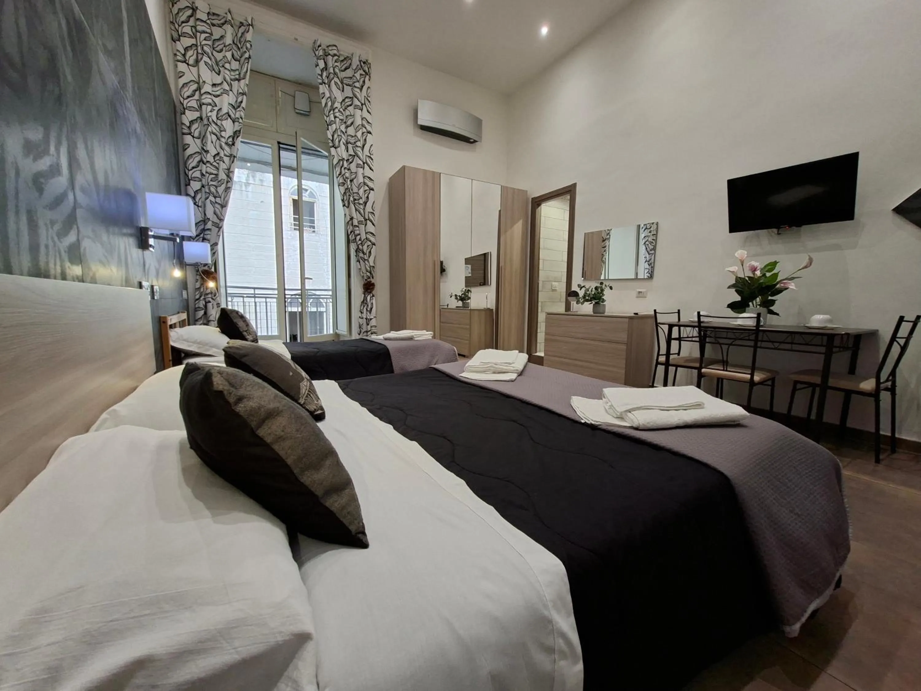 El Corazon de Napoles, Elegante Suite nel Centro Storico di Napoli