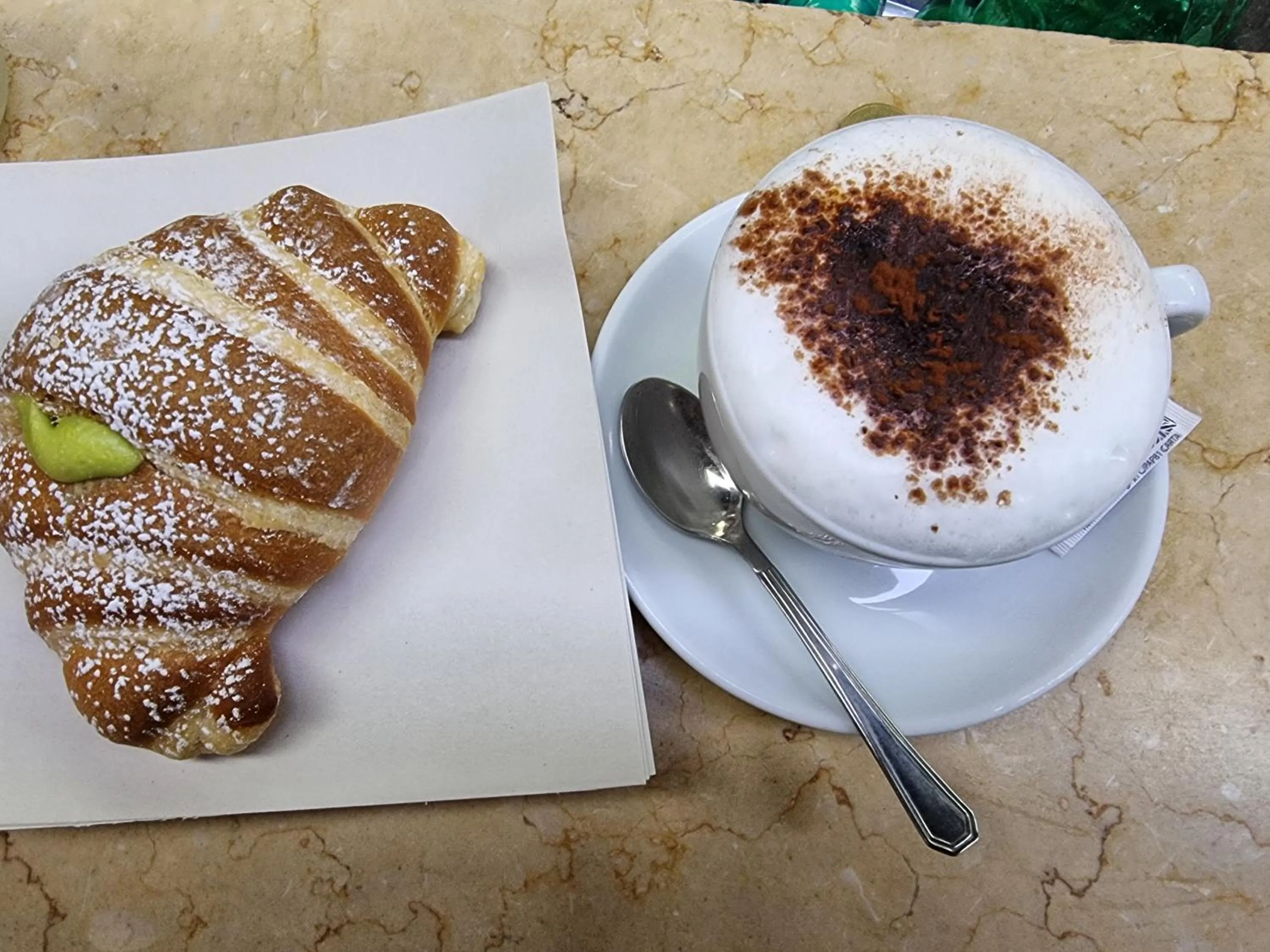 Breakfast in EL Corazon De Napoles, Centro Històrico