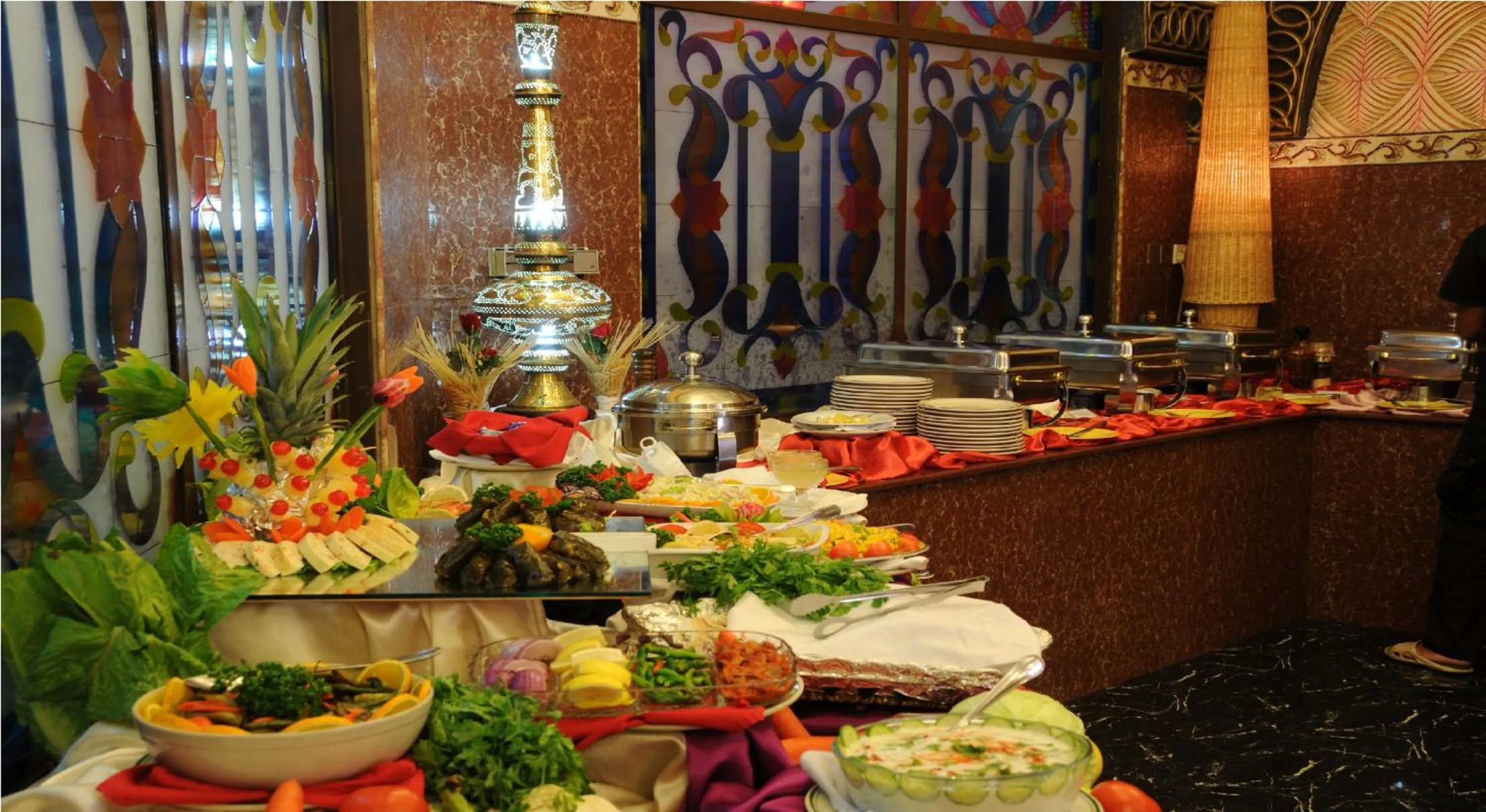 Restaurant/places to eat in Gulf Gate Hotel