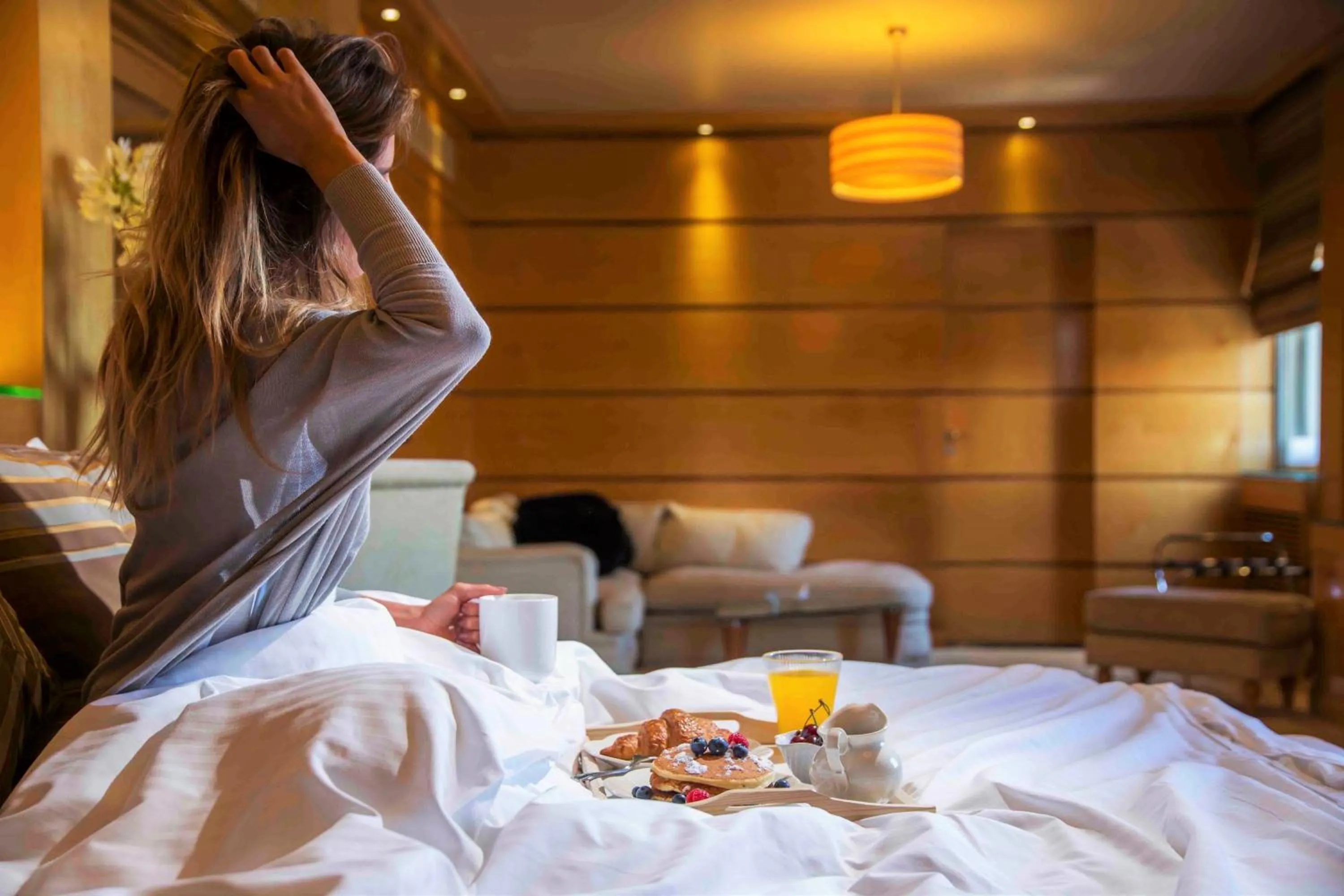 Breakfast, Bed in Lahoya Suites
