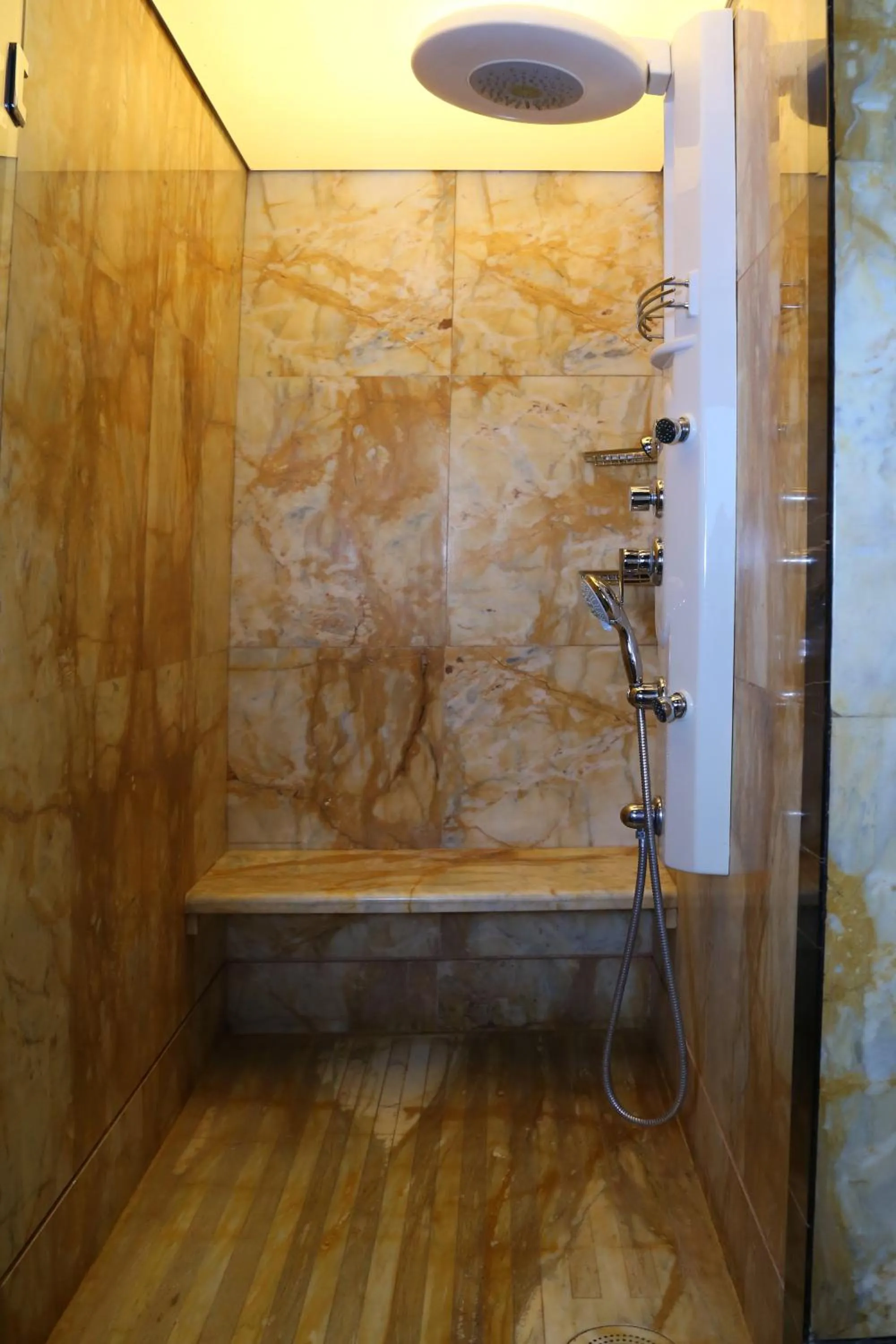 Shower in Lahoya Suites