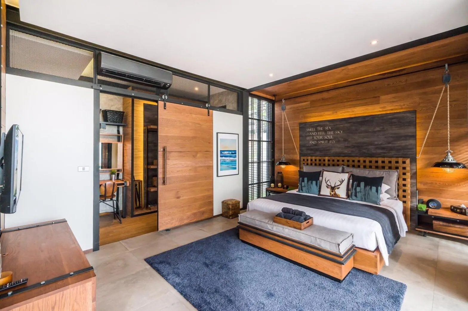 Bedroom, Bed in The Cabin Beach Resort