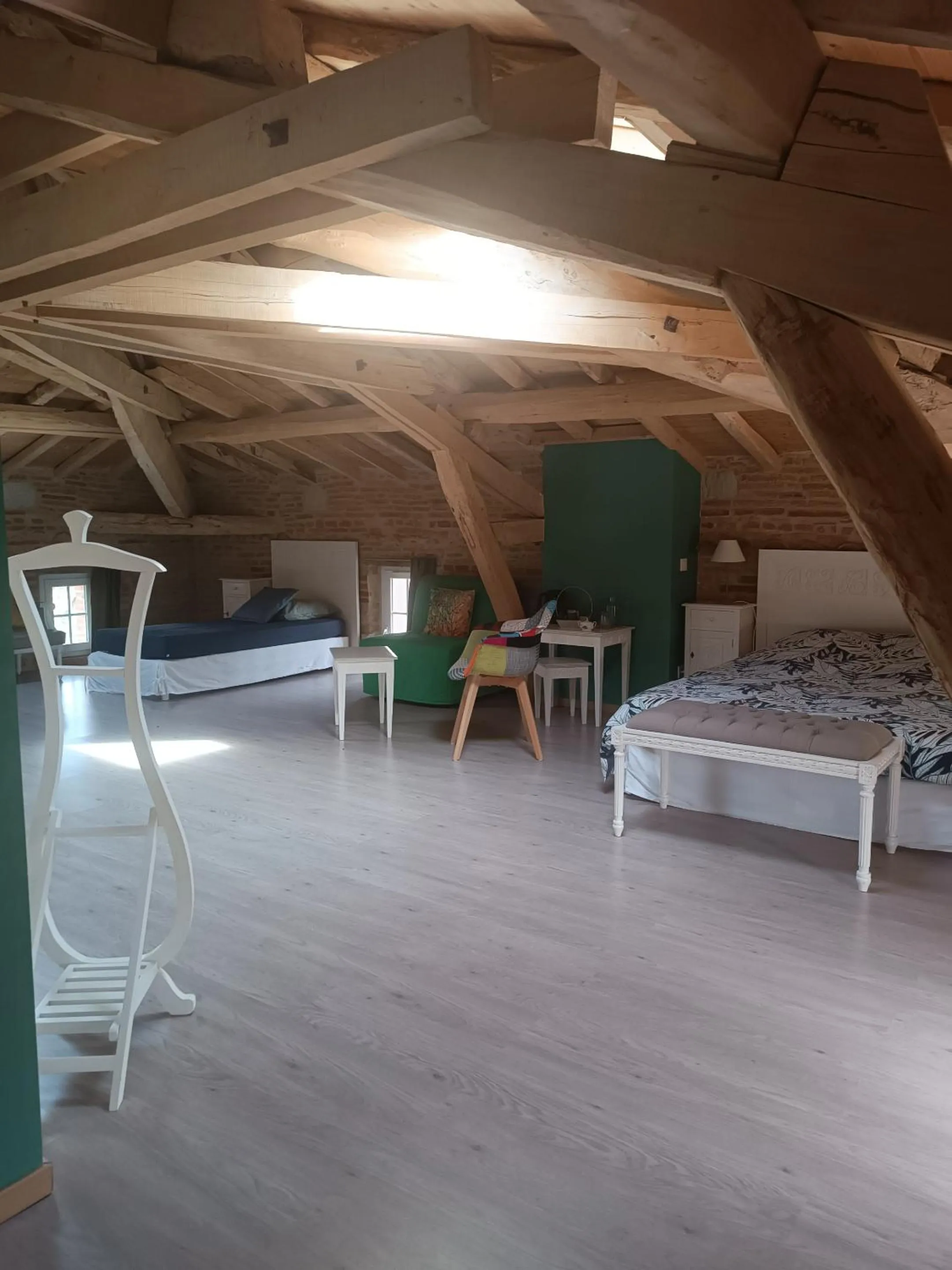 Bedroom, Bed in Le Jardin Des Cèdres